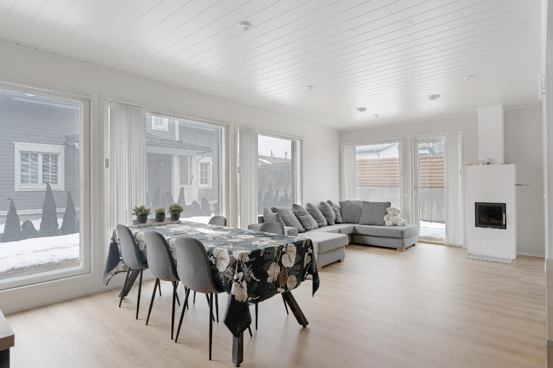 Pyökkikuja 3, Vanha Koivukylä, Vantaa