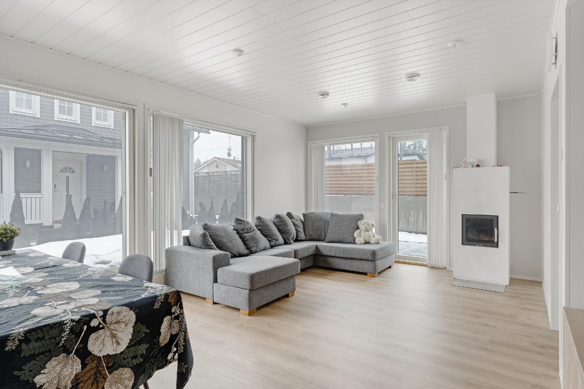 Pyökkikuja 3, Vanha Koivukylä, Vantaa