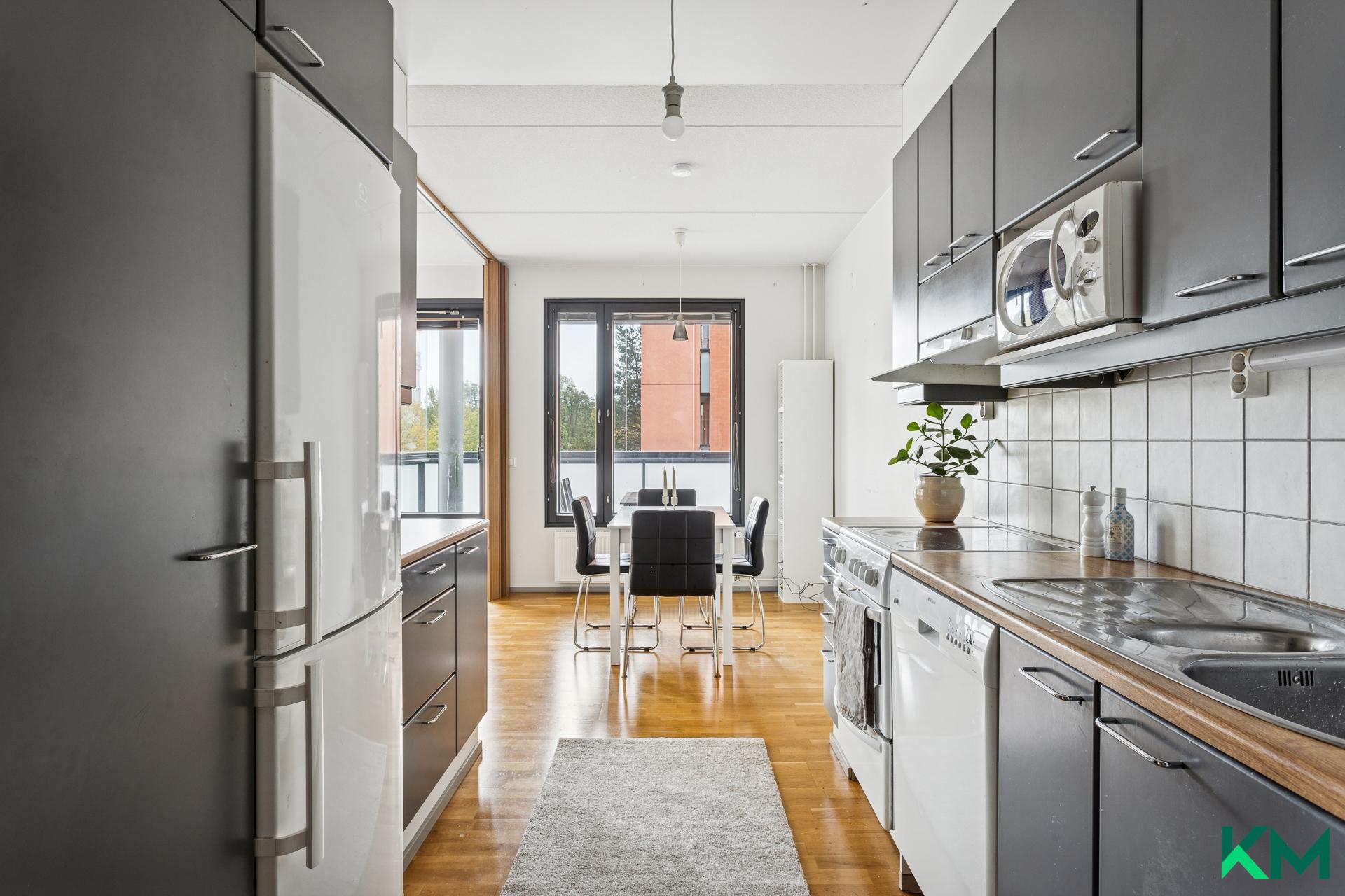 Aurinkotuulenkatu 17, Aurinkolahti, Helsinki