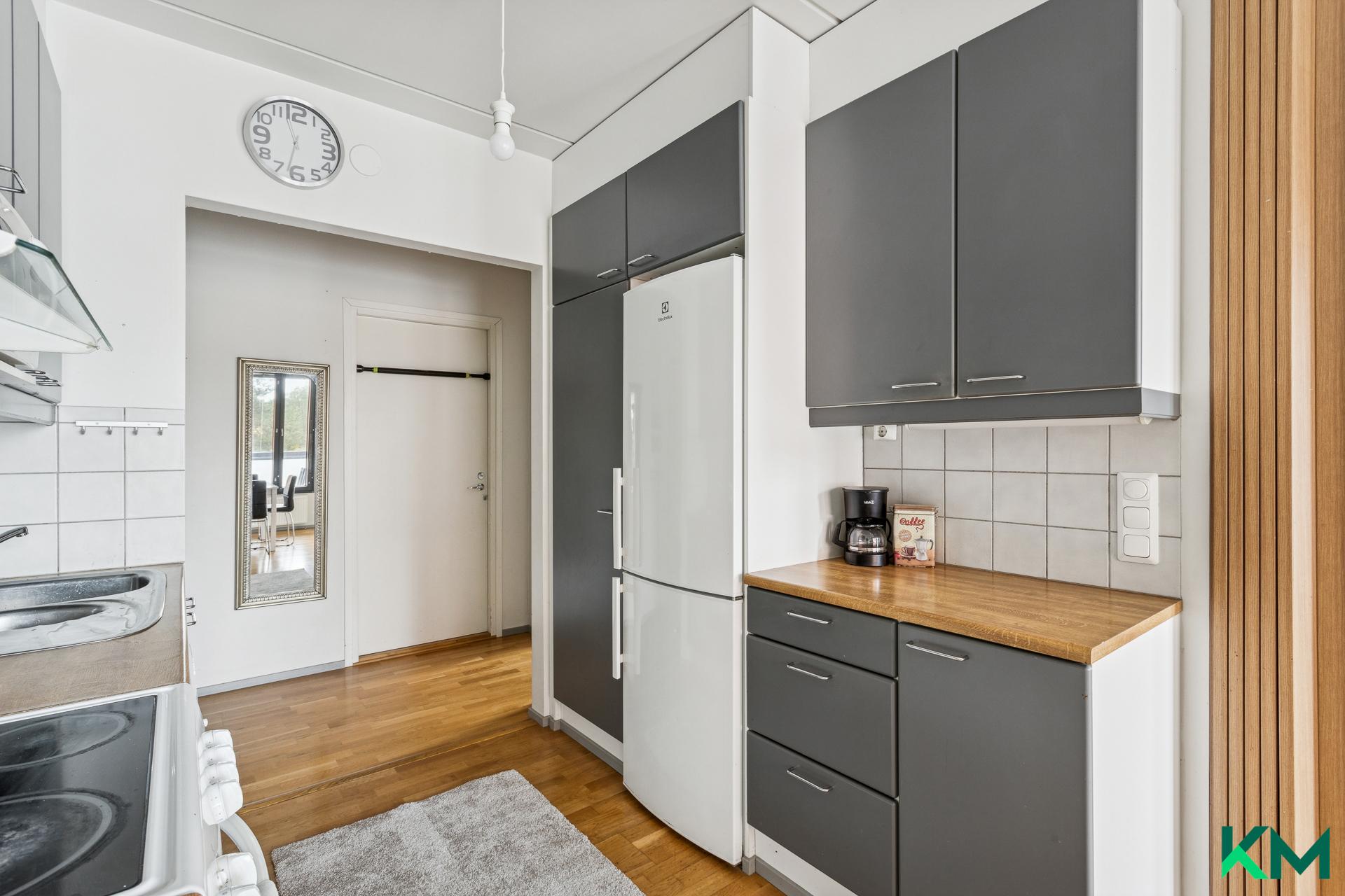 Aurinkotuulenkatu 17, Aurinkolahti, Helsinki