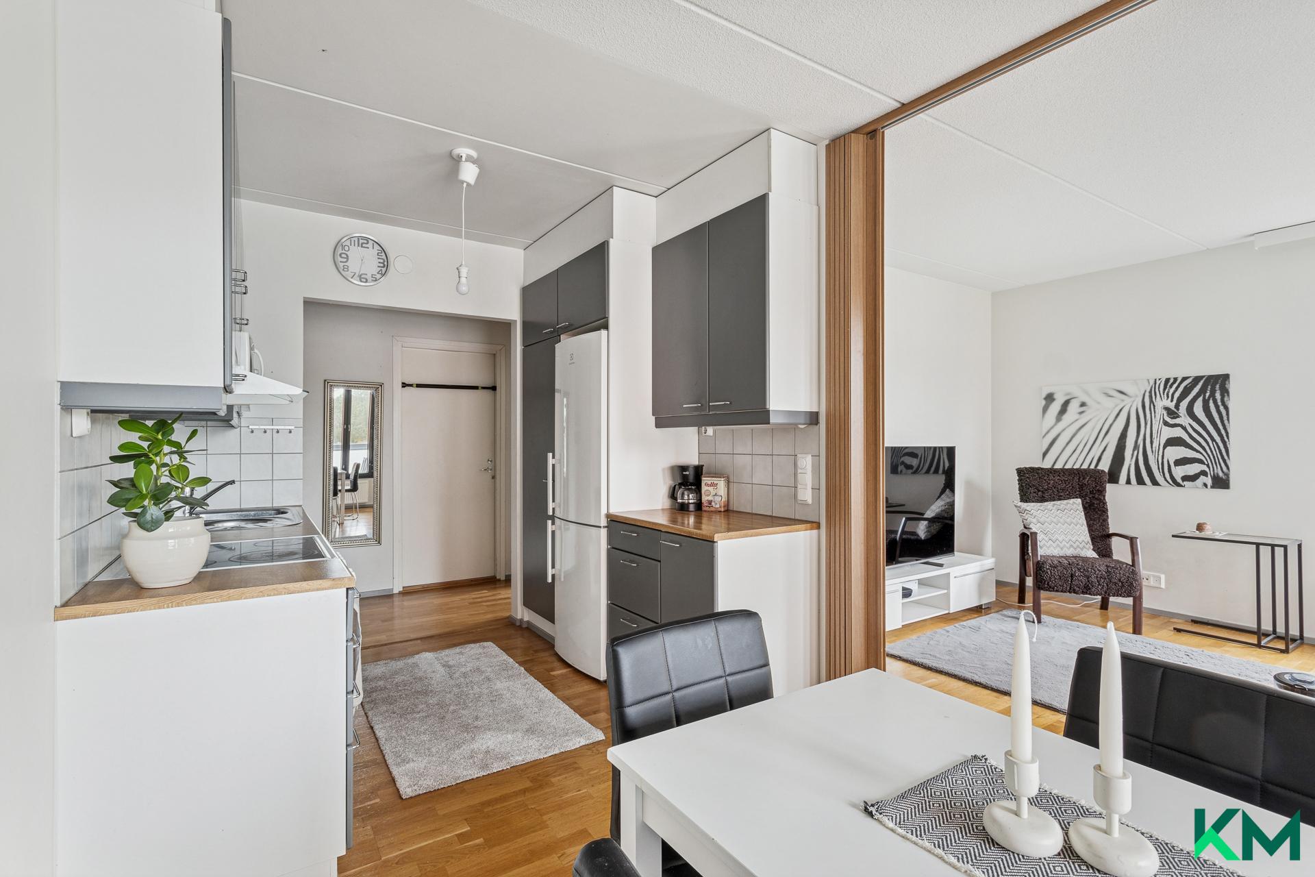 Aurinkotuulenkatu 17, Aurinkolahti, Helsinki