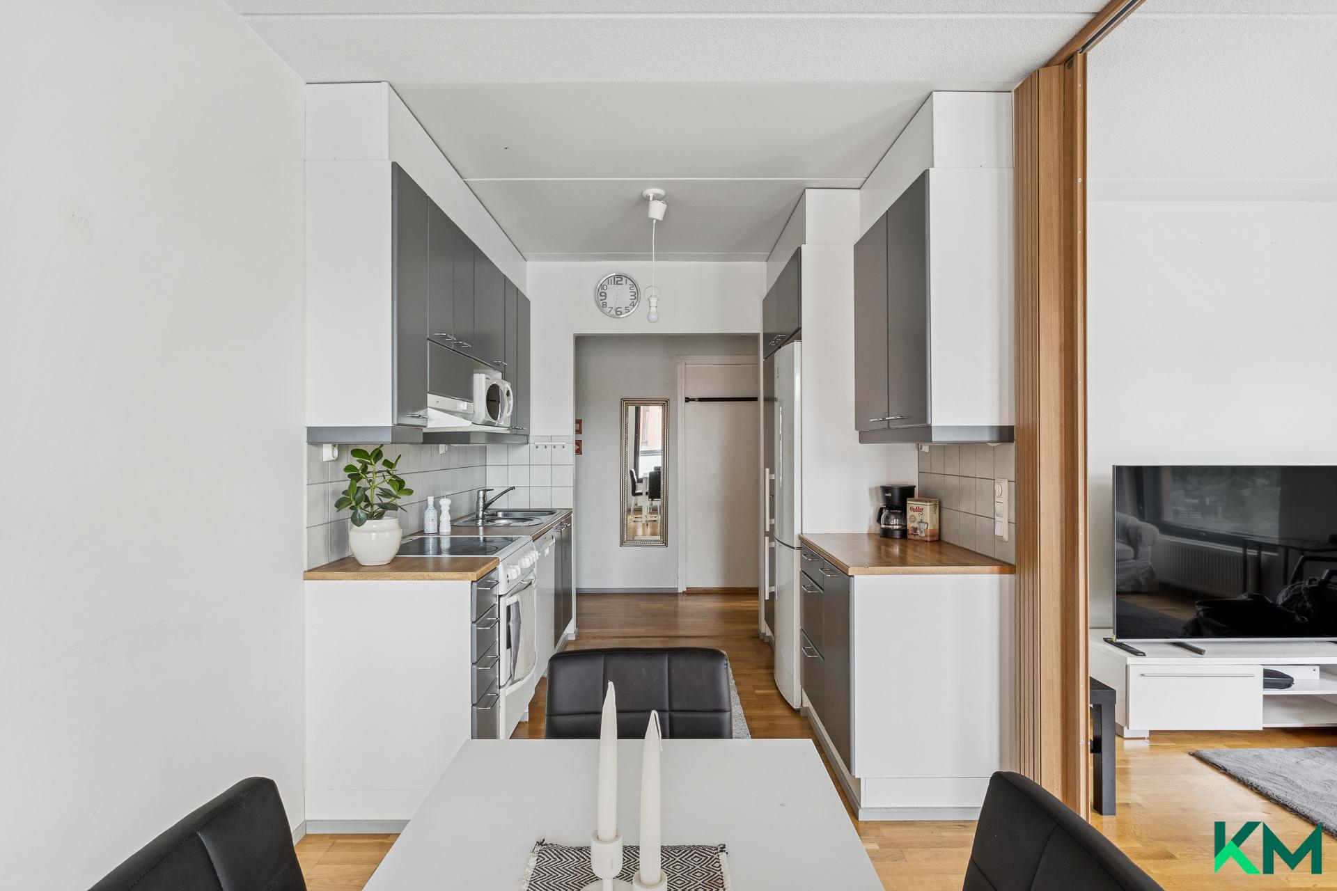 Aurinkotuulenkatu 17, Aurinkolahti, Helsinki