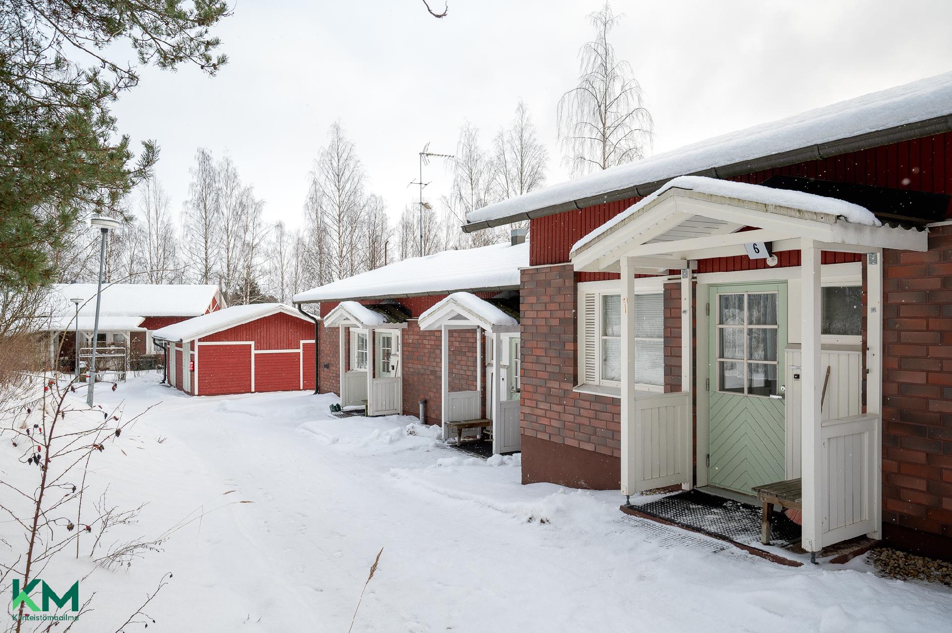 Hakatie 1, Pappila, Padasjoki