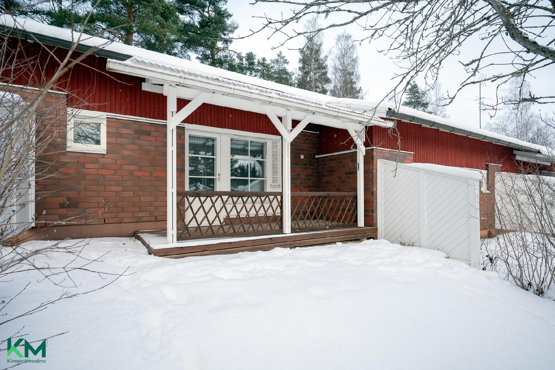 Hakatie 1, Pappila, Padasjoki