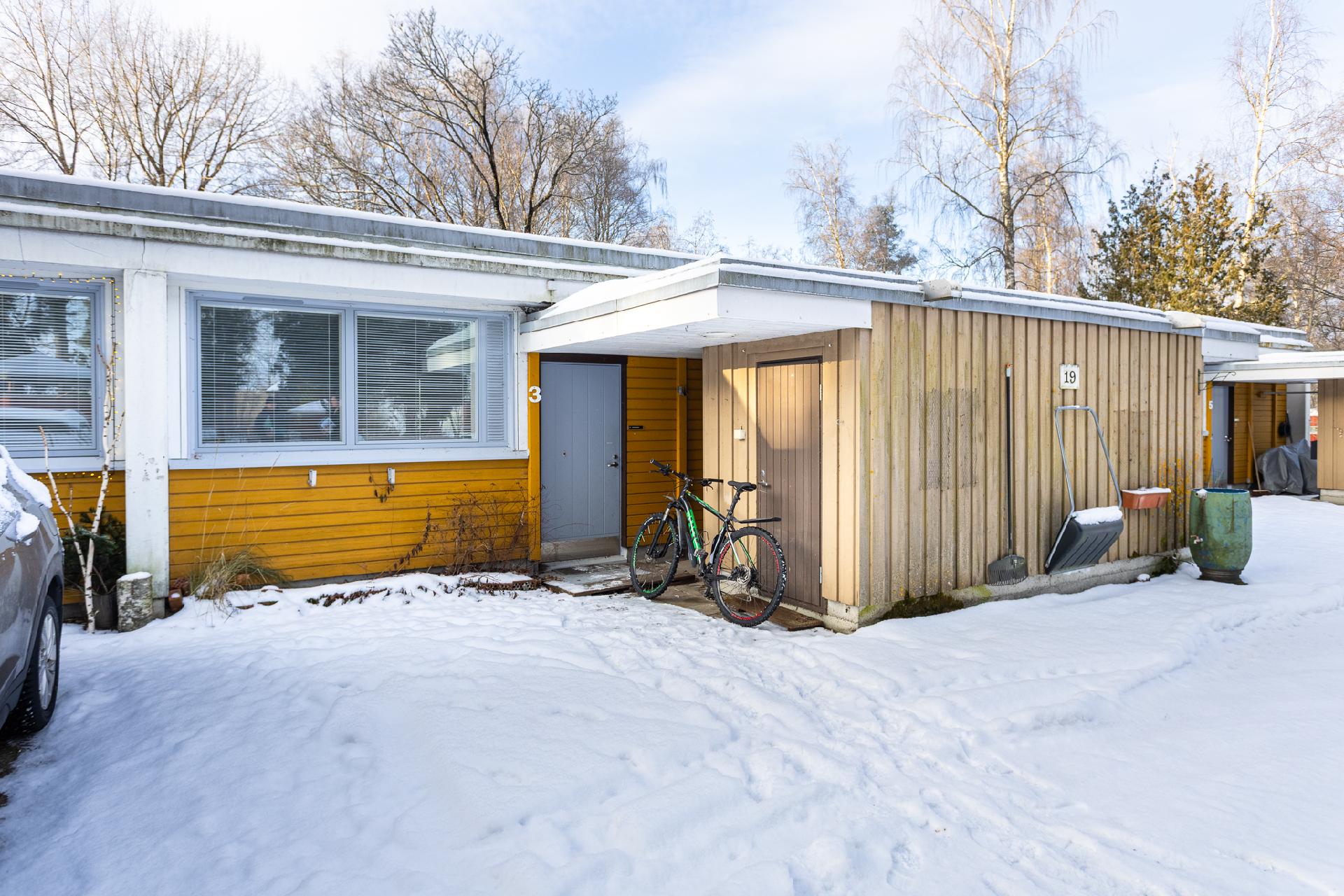 Kirkonmäki 3, 15, 19, 23, Sääksmäki, Valkeakoski