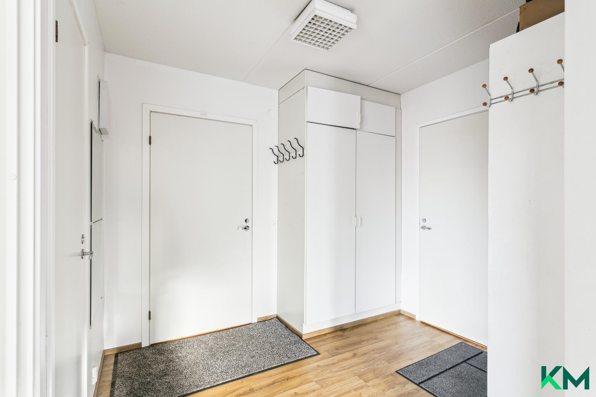 Kangasvuokontie 5, Itäkeskus, Helsinki