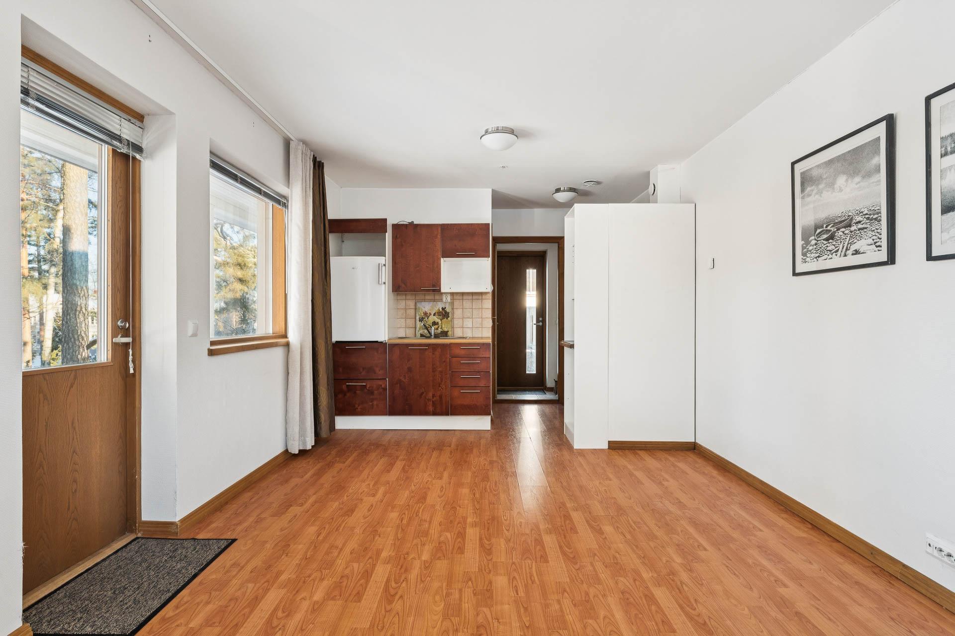 Piharakennuksen oh-k