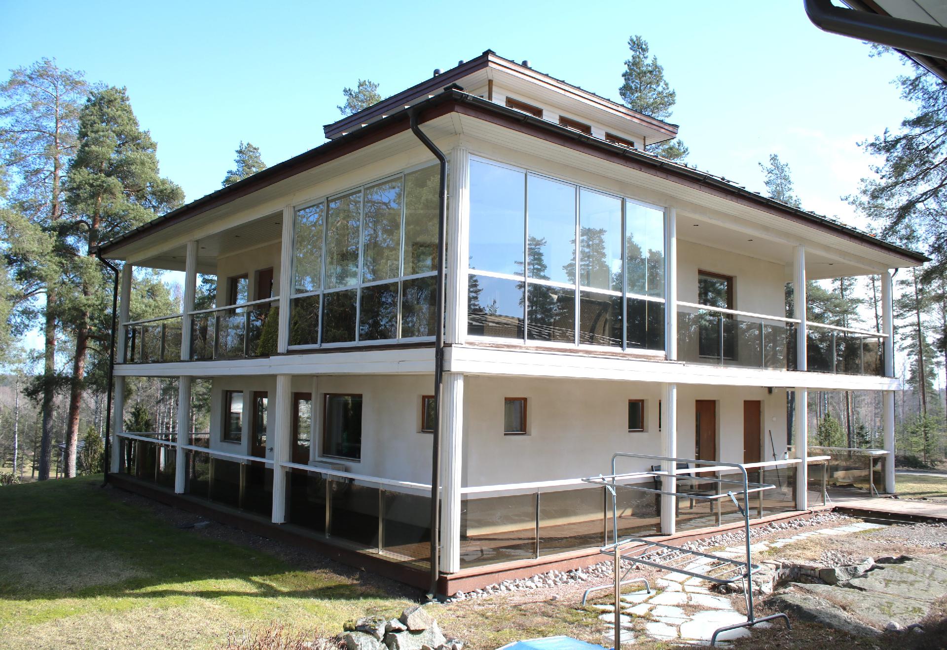 Päätalo sivusta, kevät