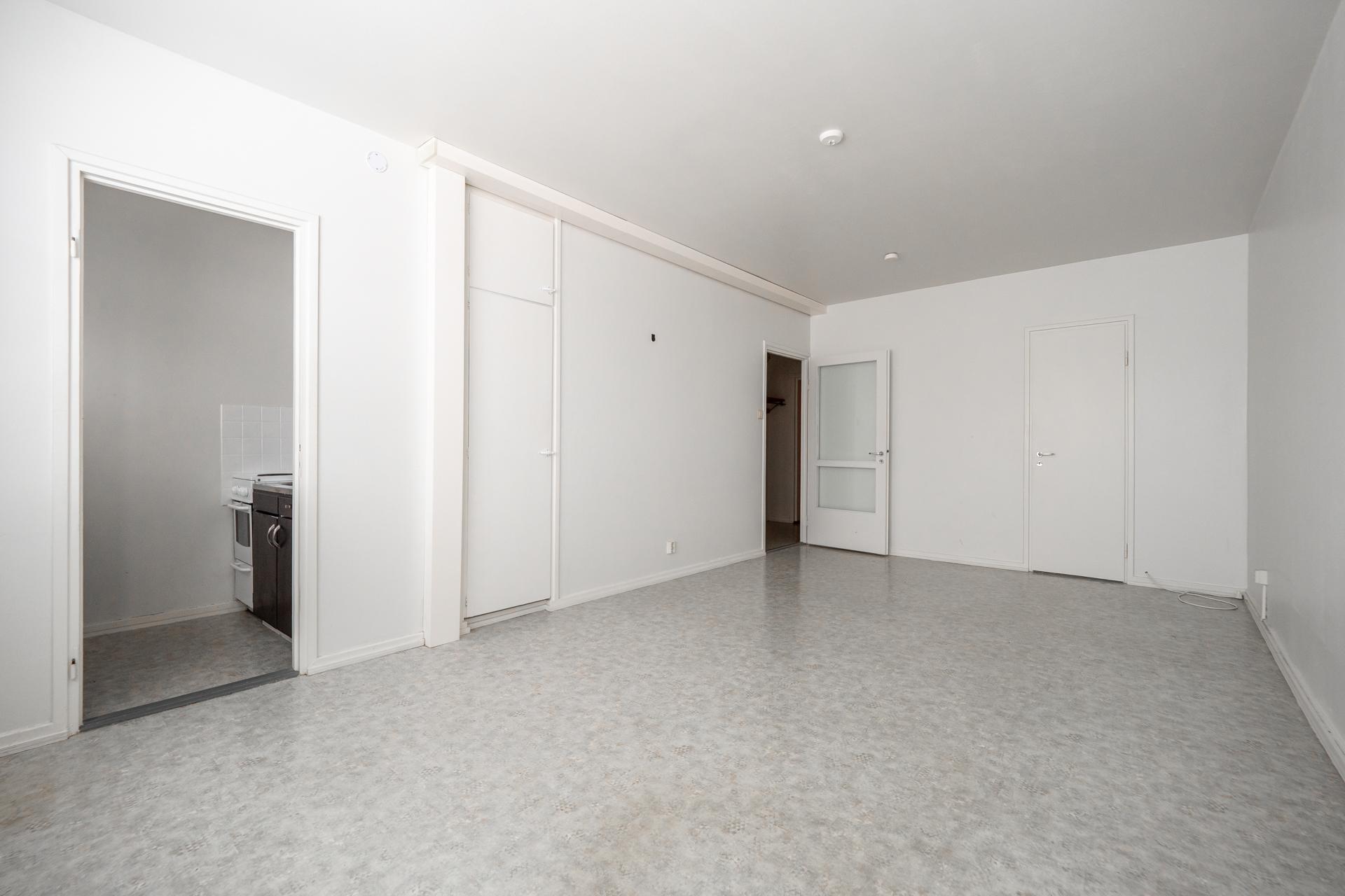 Tarkka-ampujankatu 16, Heinäpää, Oulu