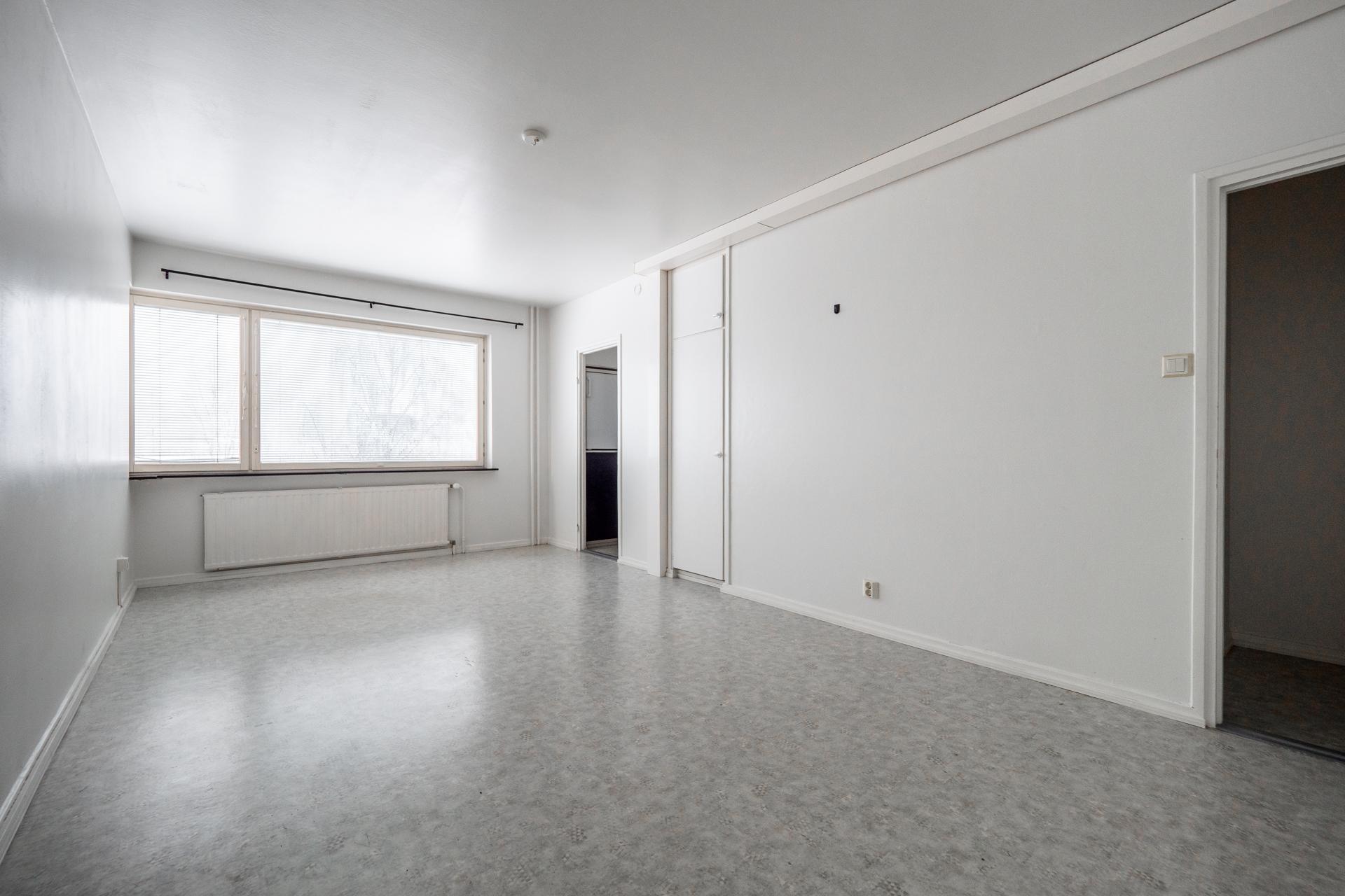 Tarkka-ampujankatu 16, Heinäpää, Oulu