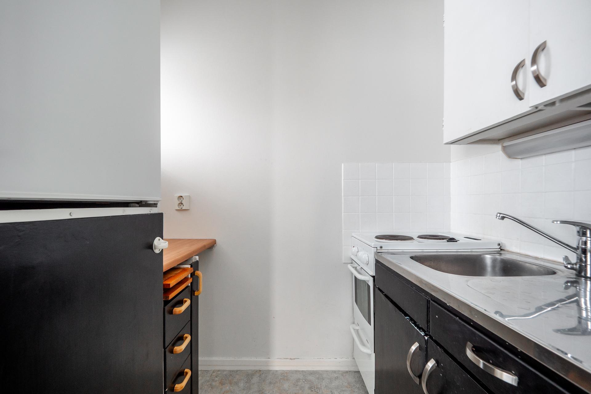 Tarkka-ampujankatu 16, Heinäpää, Oulu