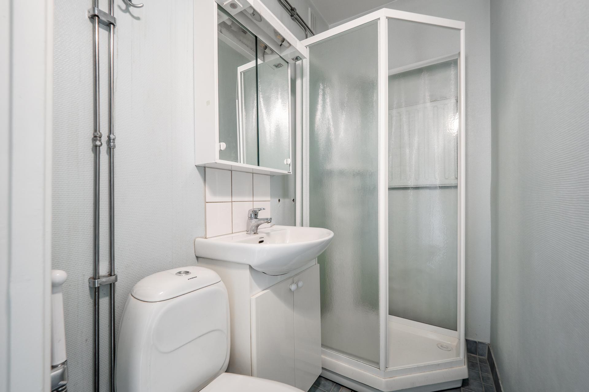 Tarkka-ampujankatu 16, Heinäpää, Oulu