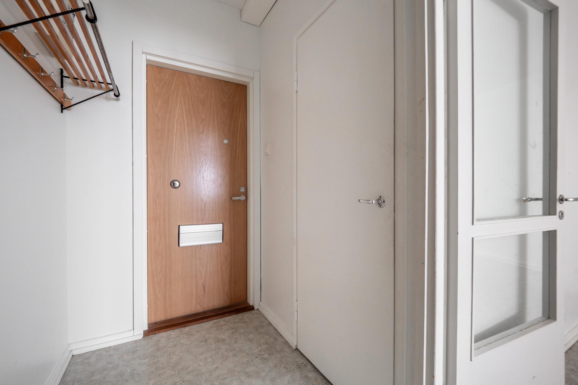 Tarkka-ampujankatu 16, Heinäpää, Oulu