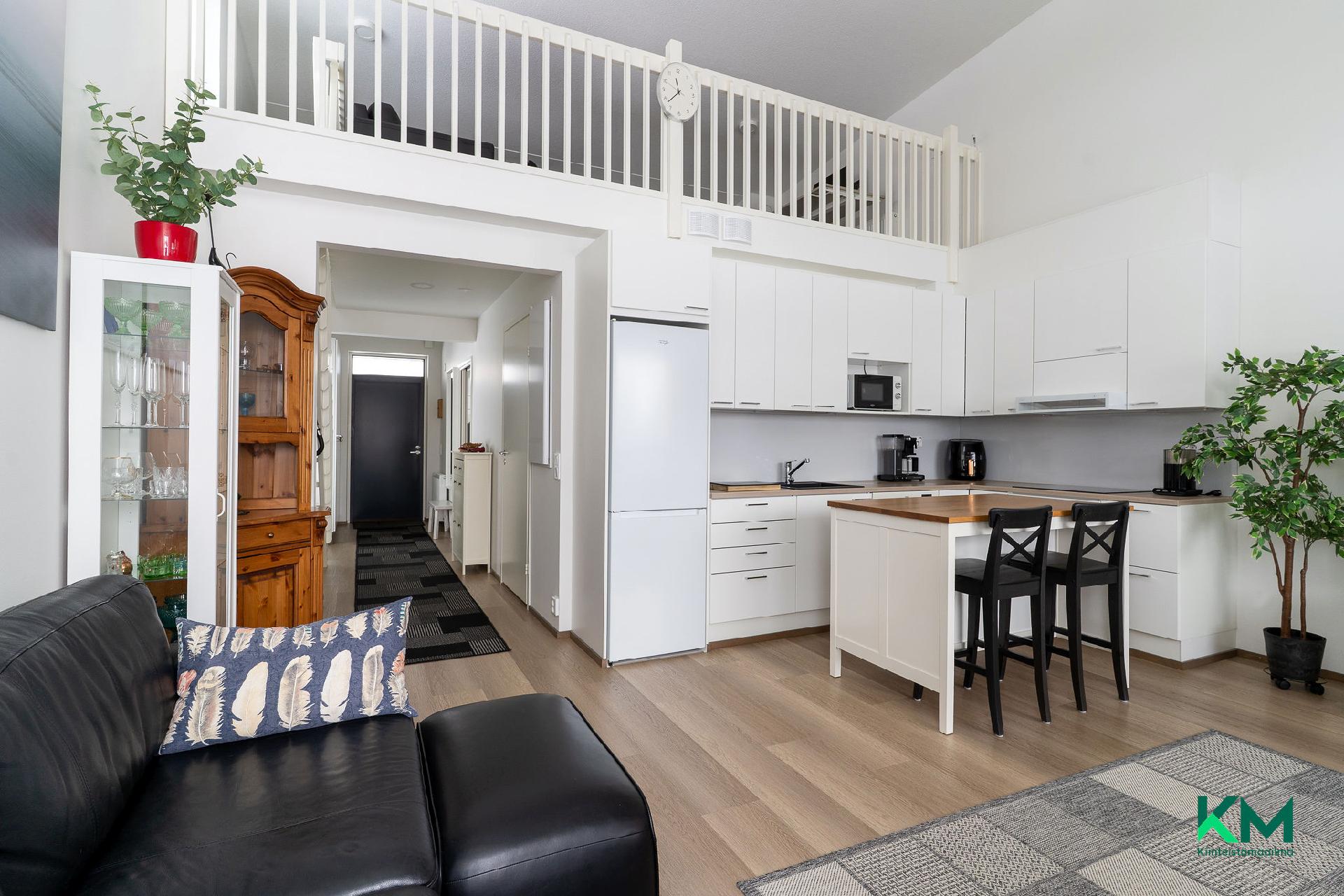 Puusepäntie 48, Pikonkangas, Kangasala