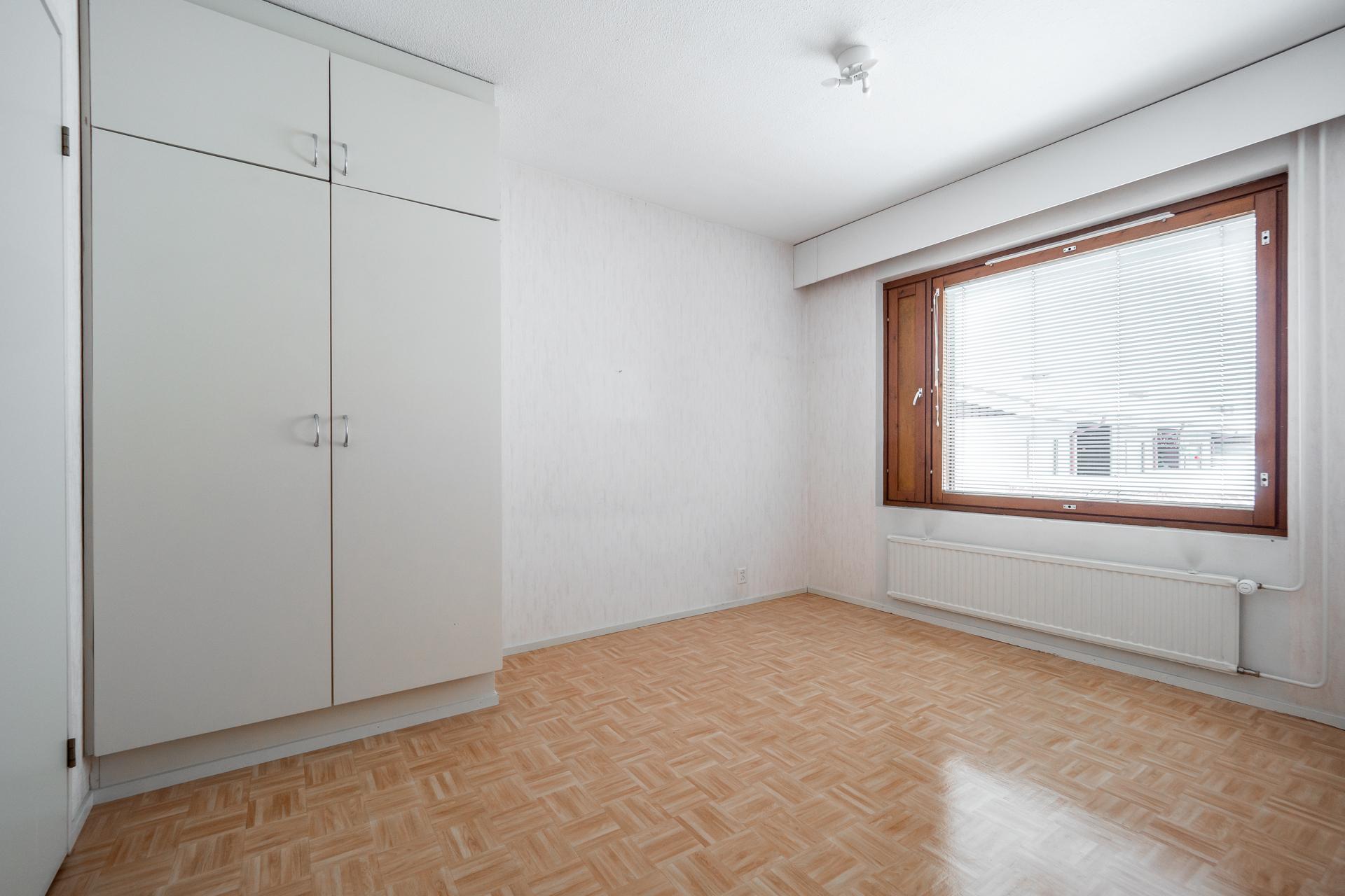 Välskärintie 4, Hönttämäki, Oulu