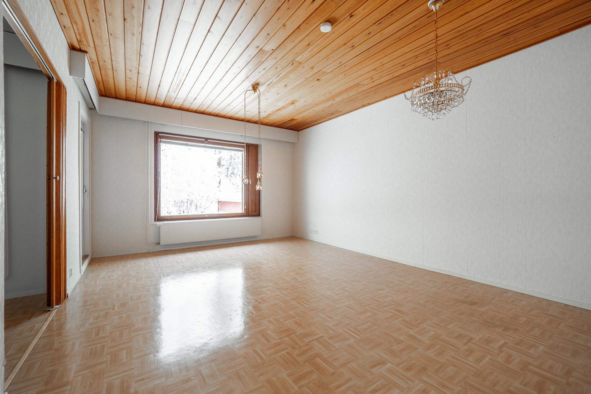 Välskärintie 4, Hönttämäki, Oulu