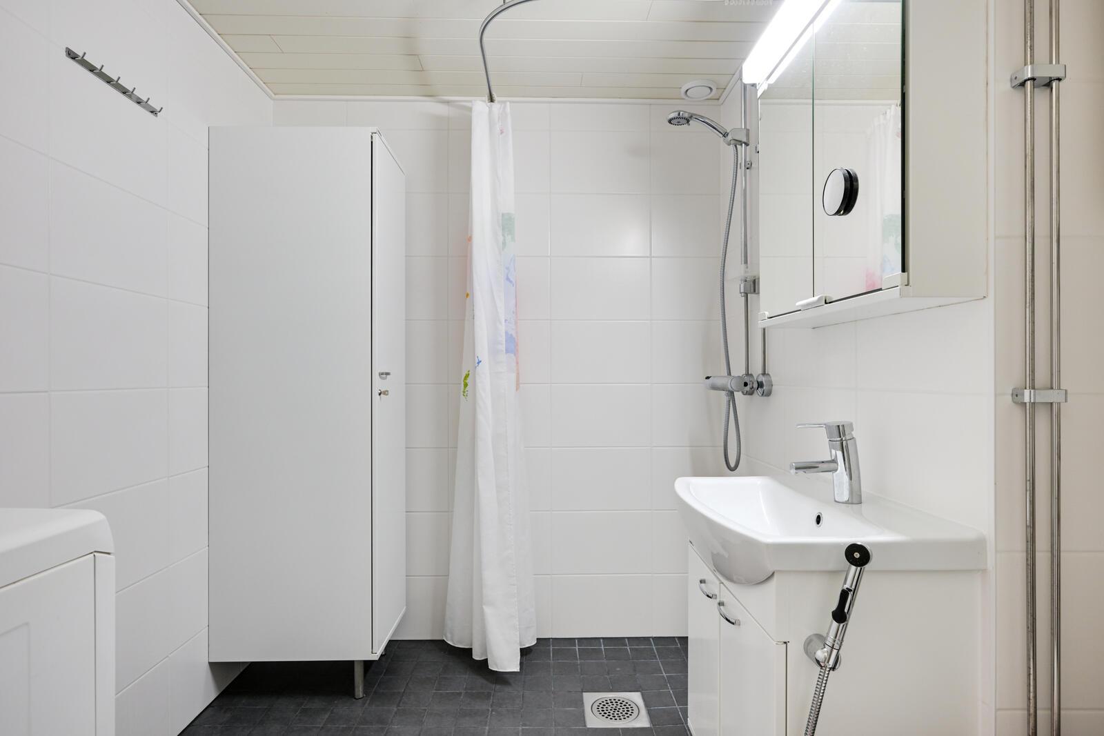 Alakiventie 7, Myllypuro, Helsinki