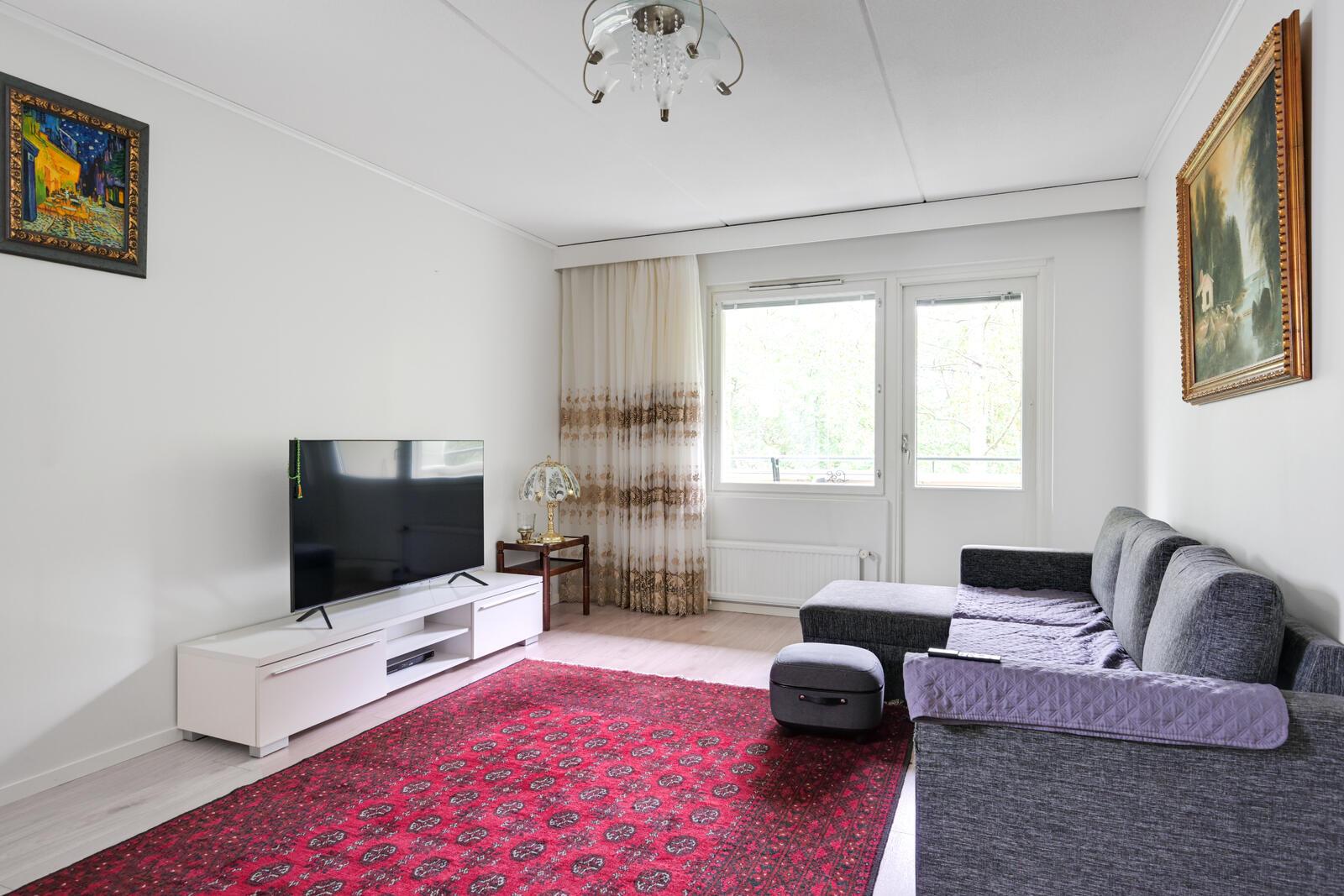 Alakiventie 7, Myllypuro, Helsinki