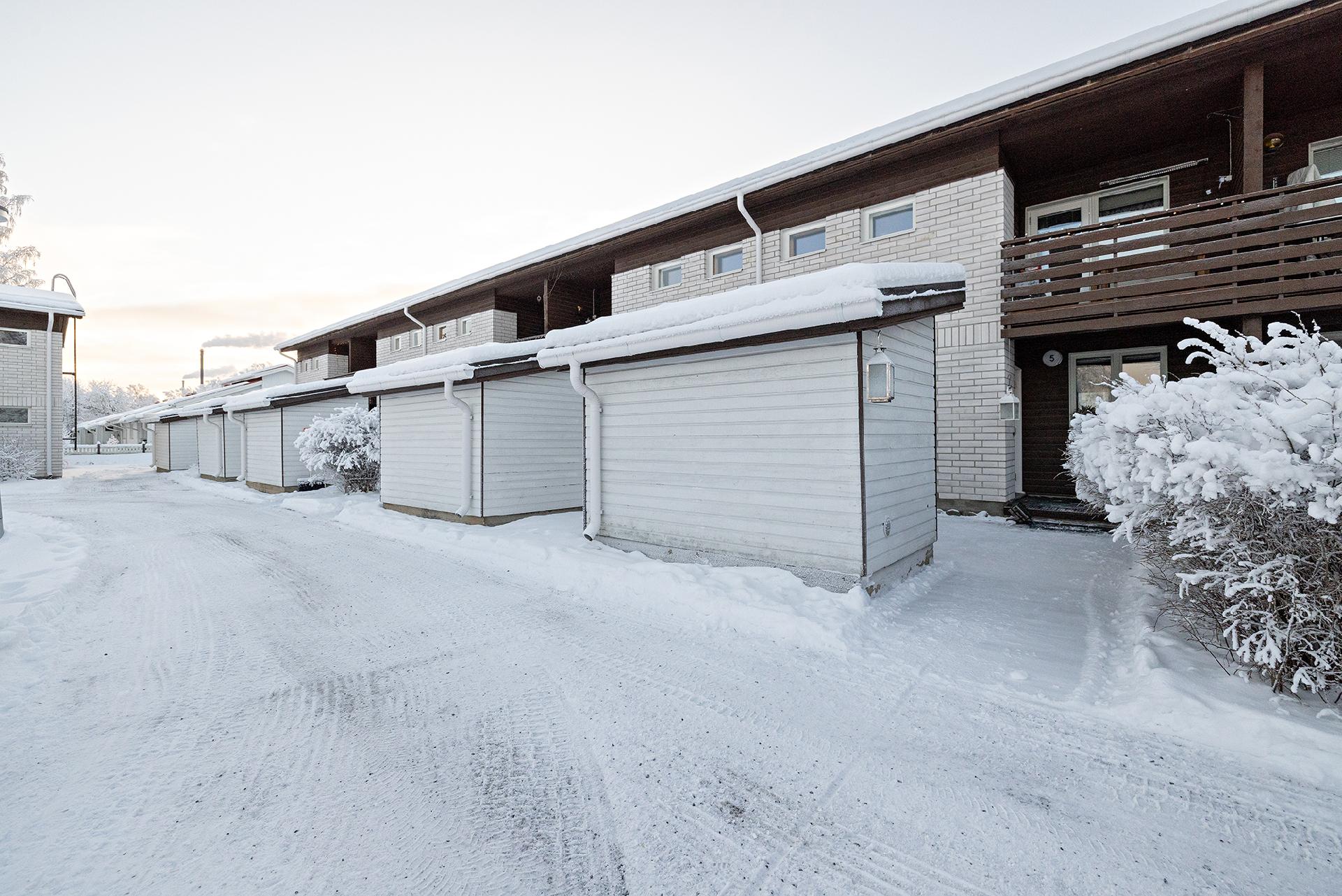 Lahnatie 12, Pyykösjärvi, Oulu