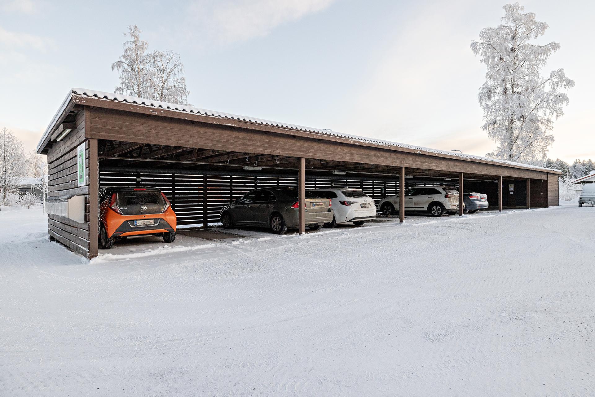 Lahnatie 12, Pyykösjärvi, Oulu