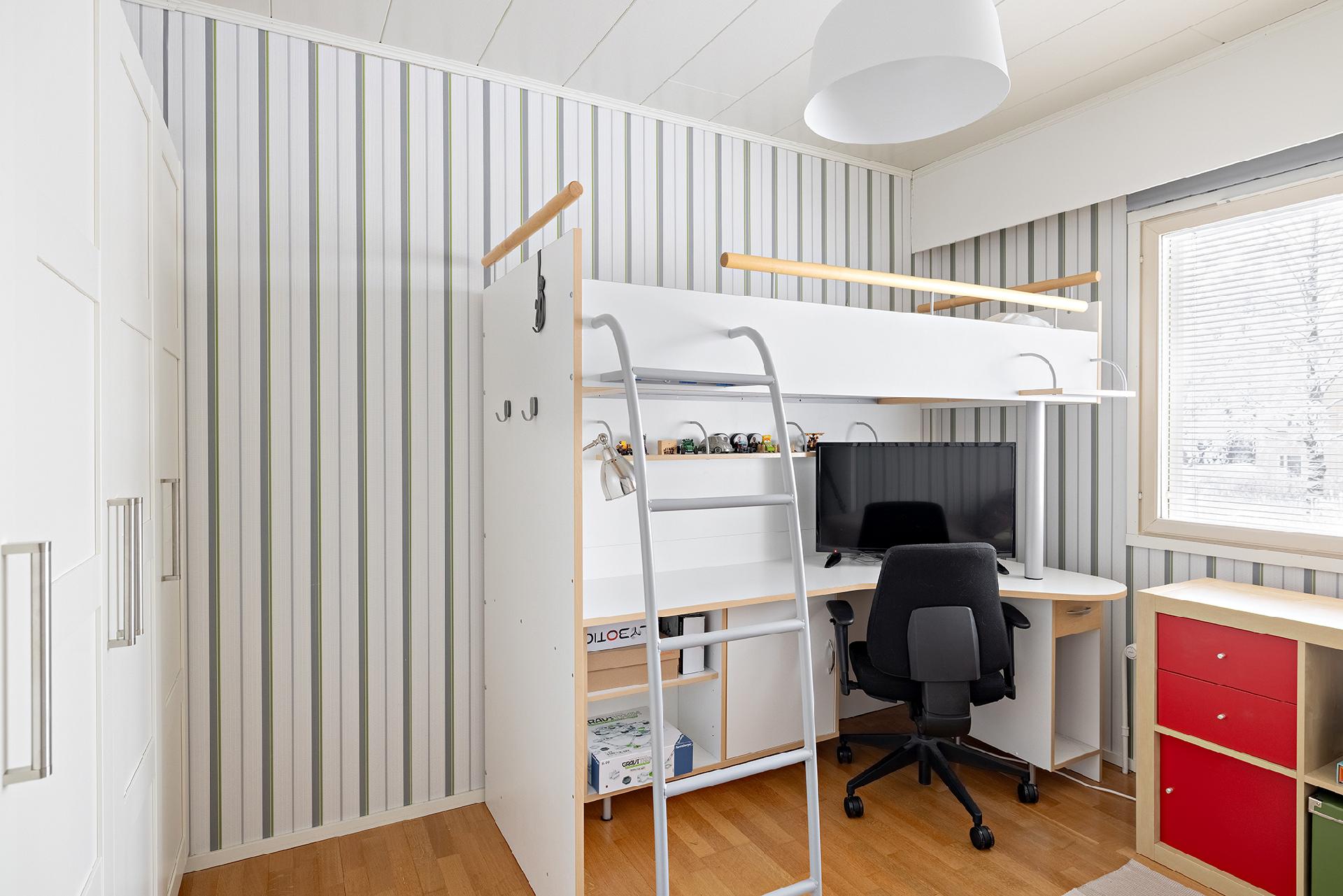 Lahnatie 12, Pyykösjärvi, Oulu