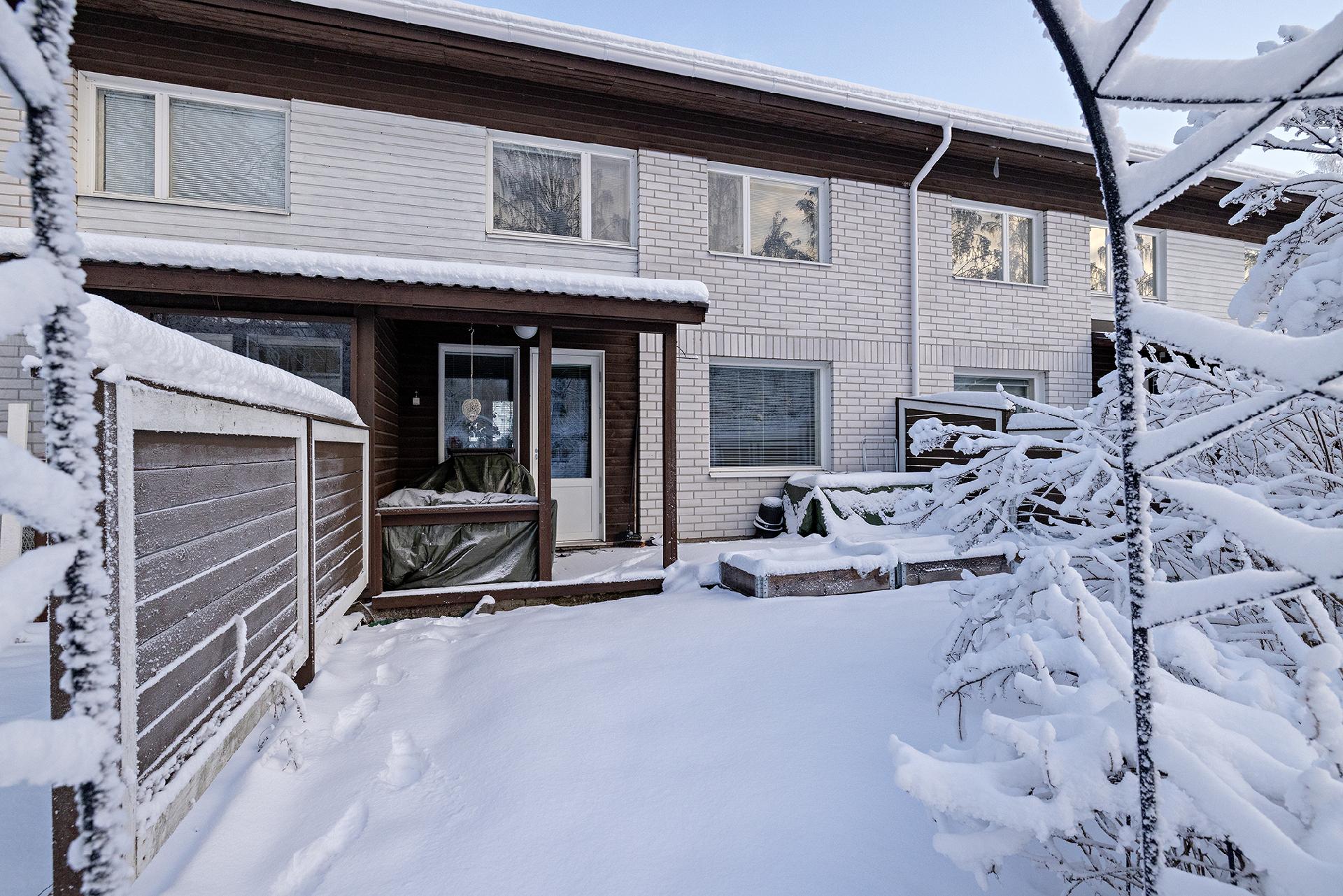 Lahnatie 12, Pyykösjärvi, Oulu