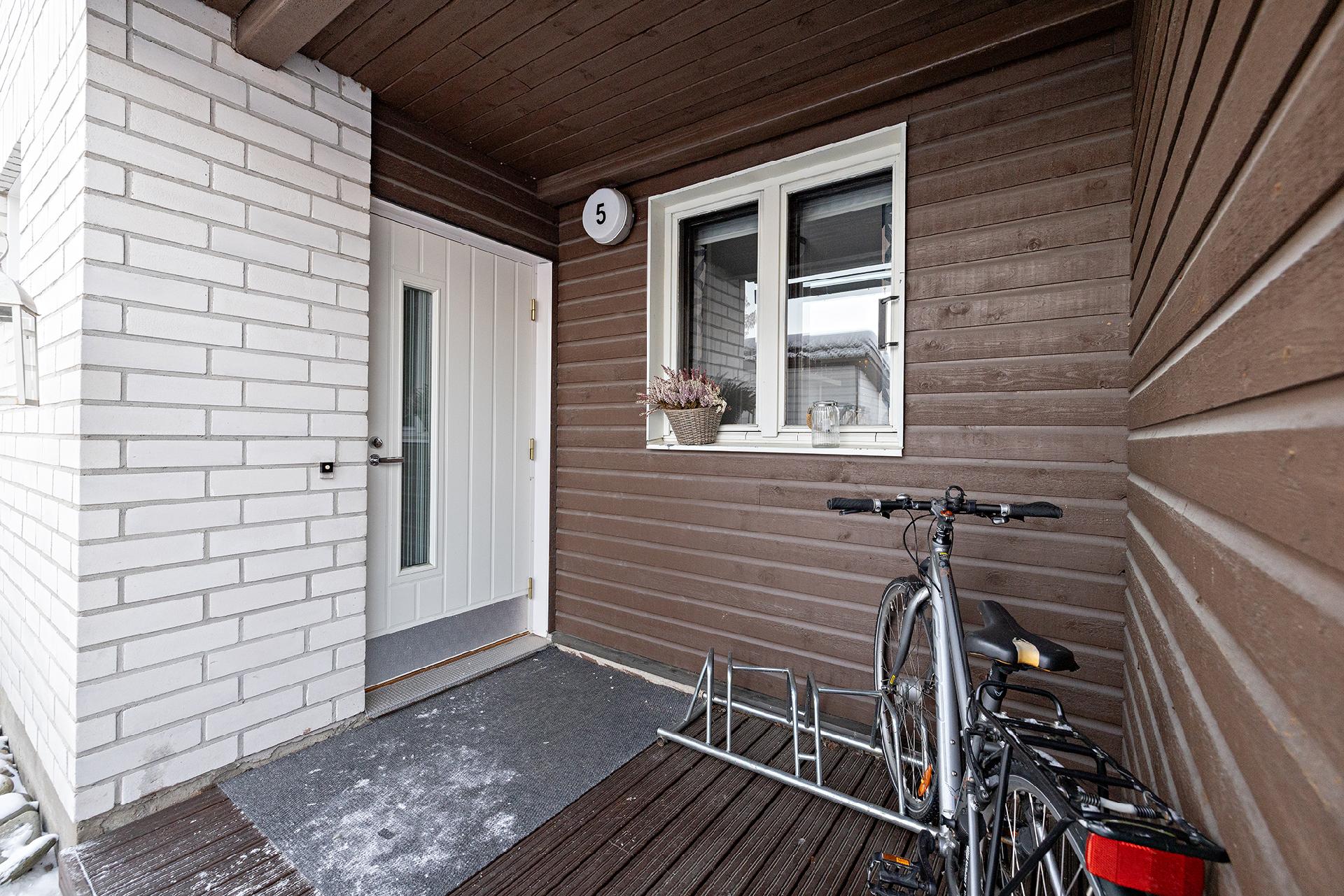 Lahnatie 12, Pyykösjärvi, Oulu