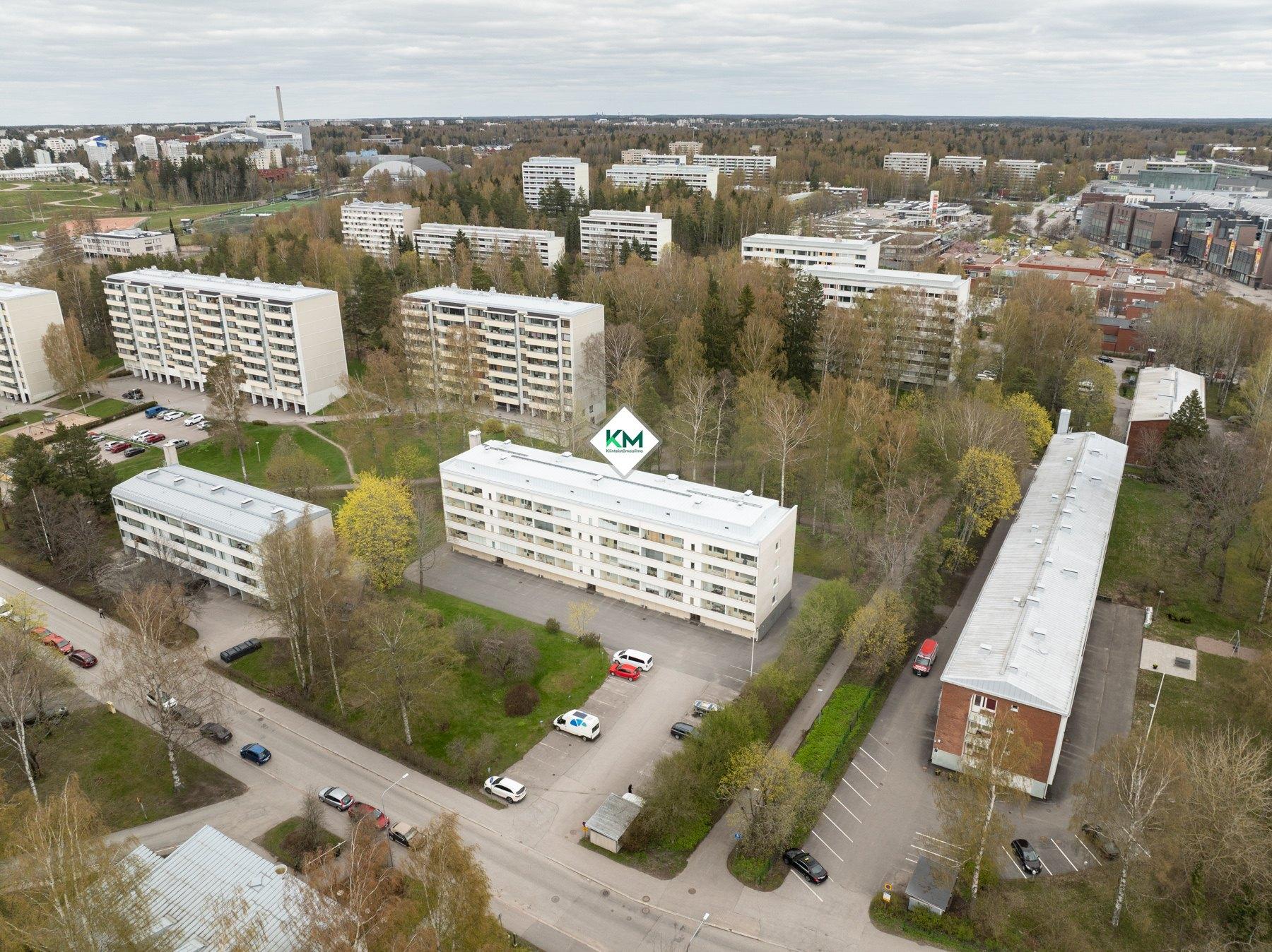 Ilmakuva Kajaaninlinnantie 3 ja lähialueesta