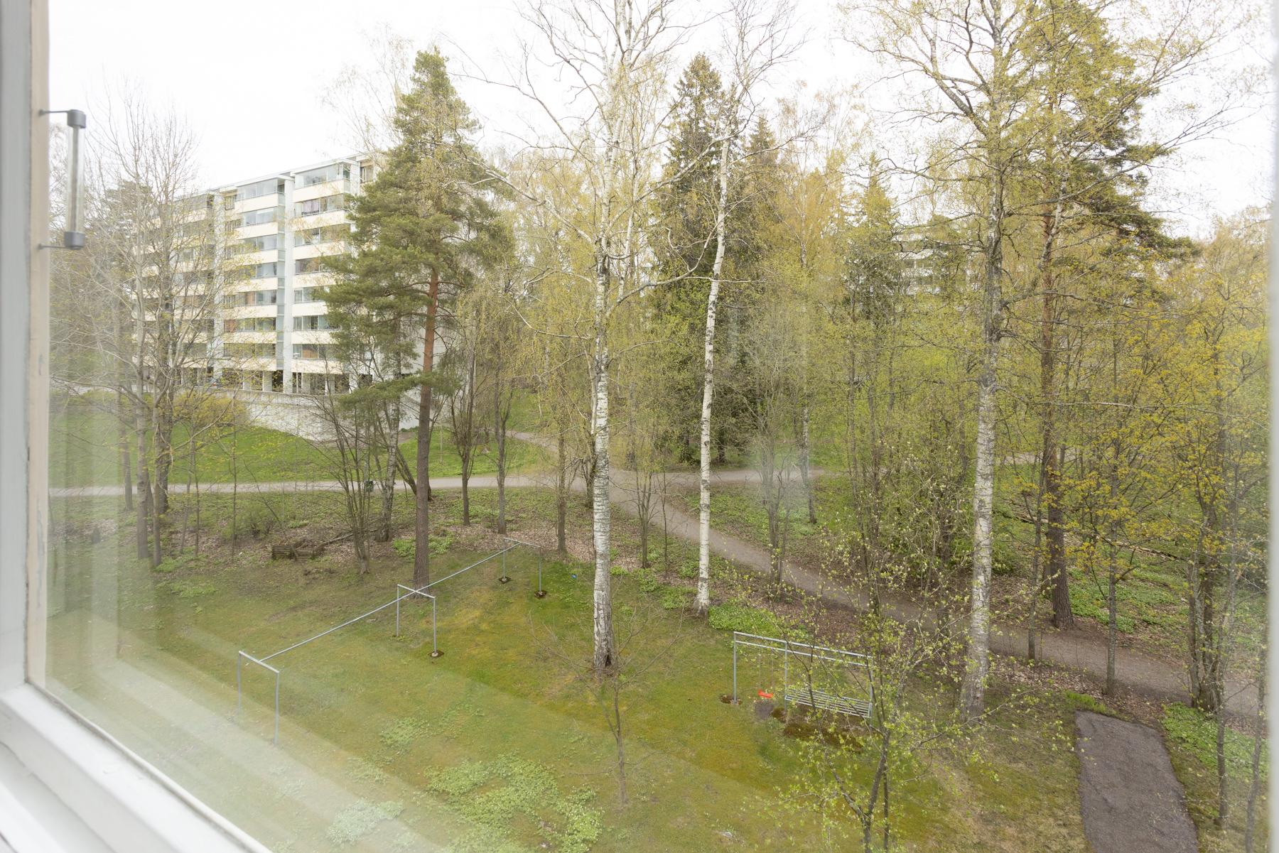 Näkymä makuuhuone no1 ikkunasta