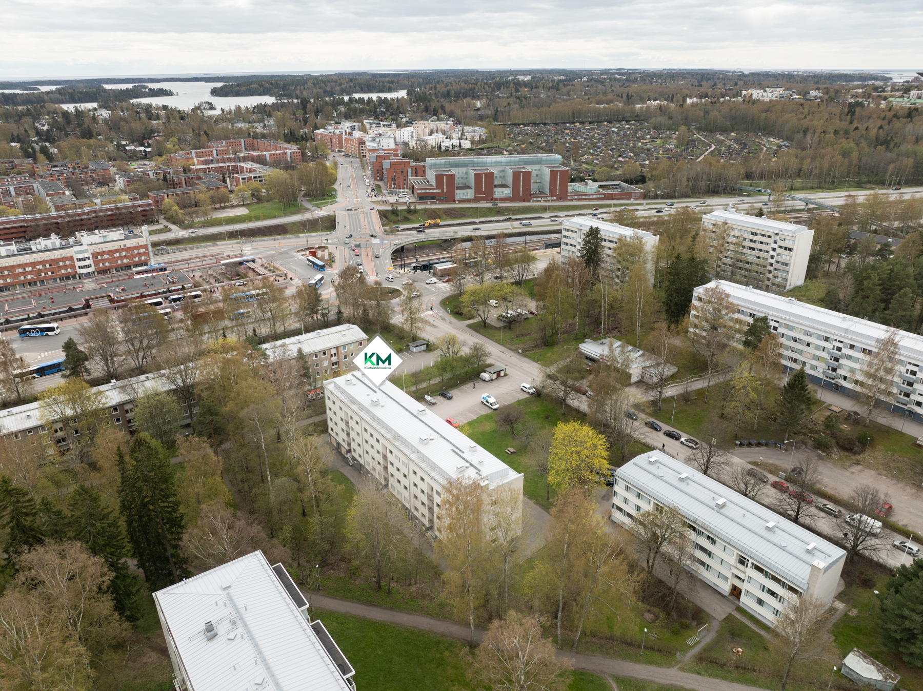 Ilmakuva lähialueesta - tiet mm. Marjaniemeen ja Siilitielle