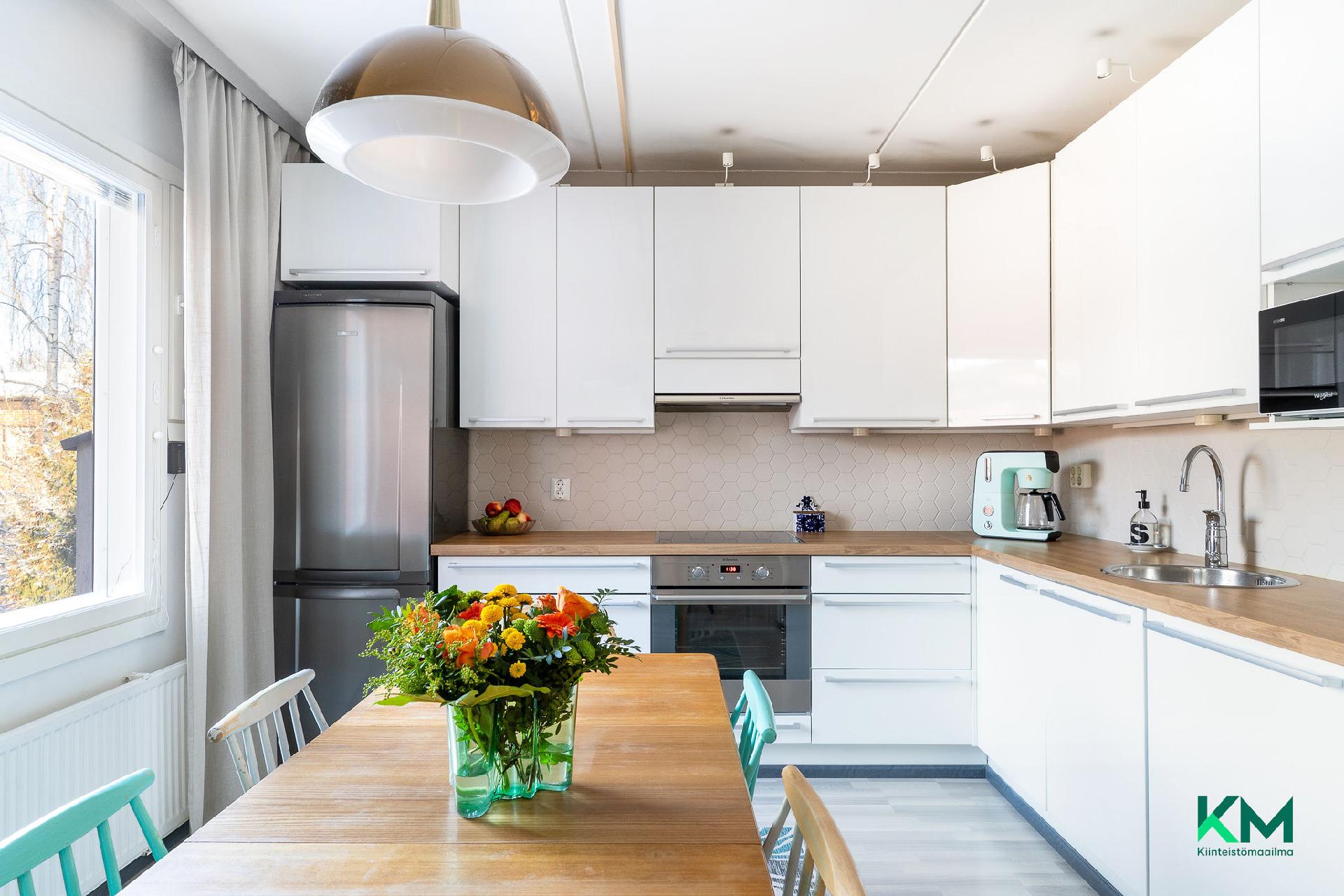 Isolukontie 4, Suorama, Kangasala