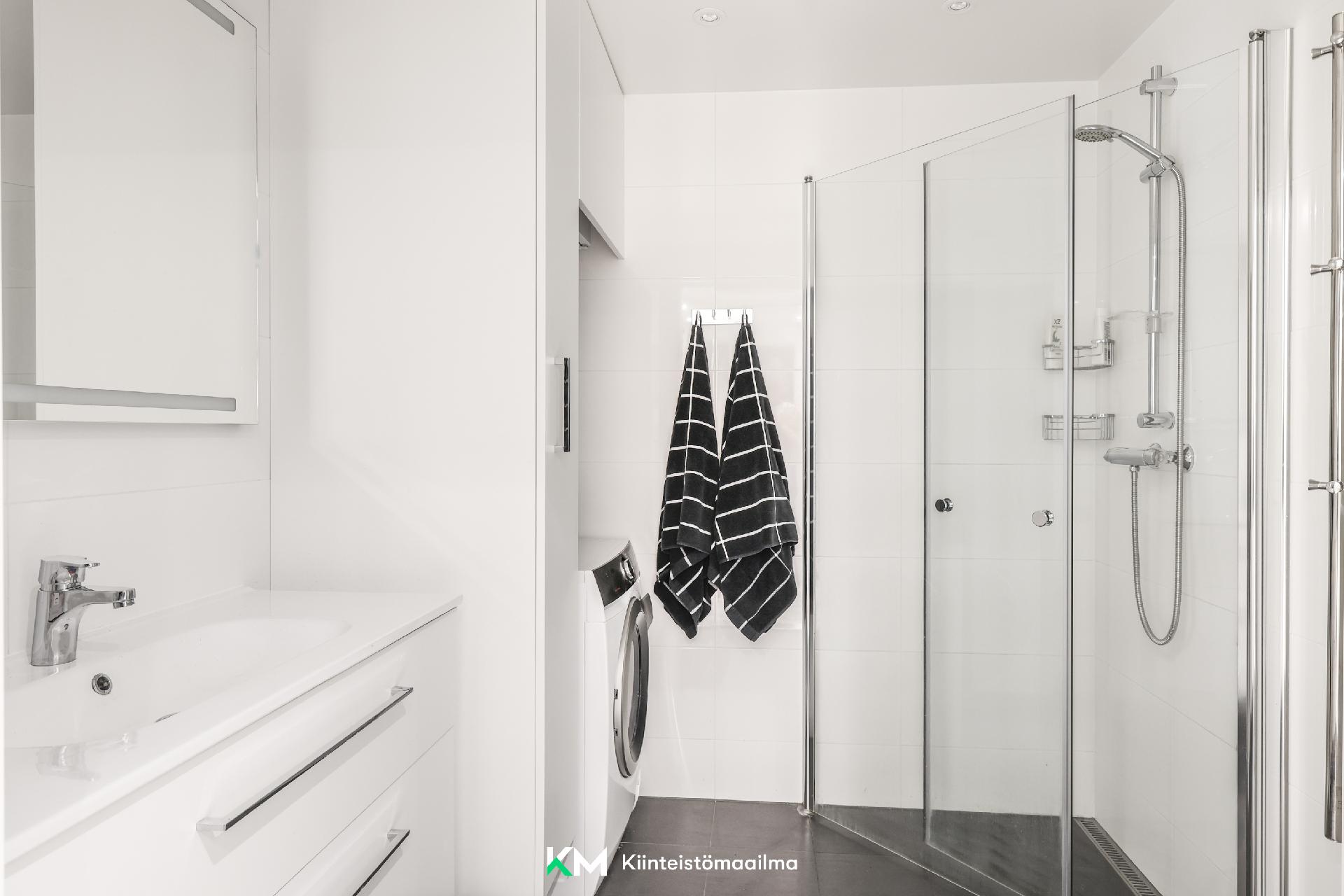 Suvikummuntie 1, Tapiola, Espoo