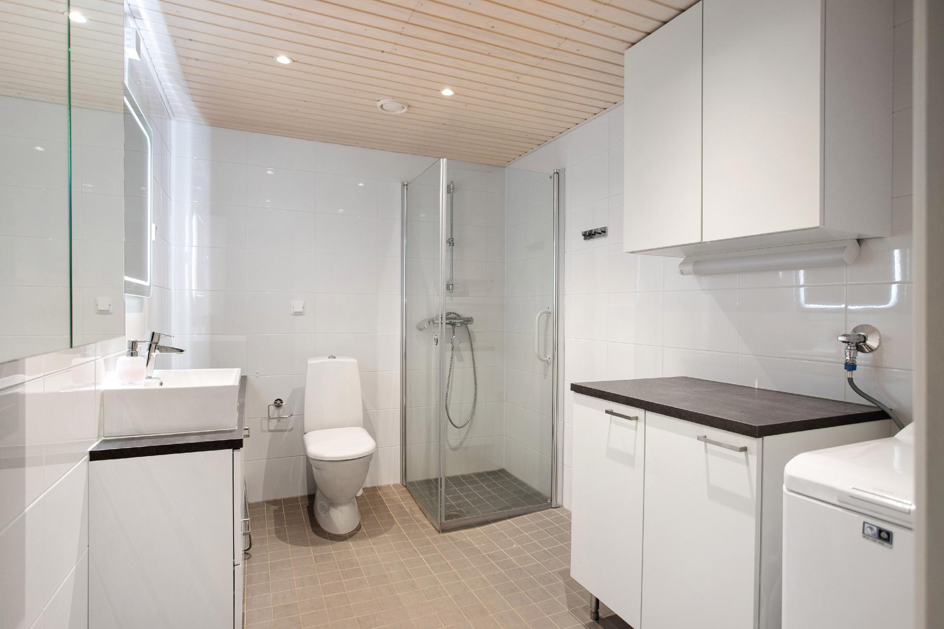 Kultarikontie 5, Tikkurila, Vantaa