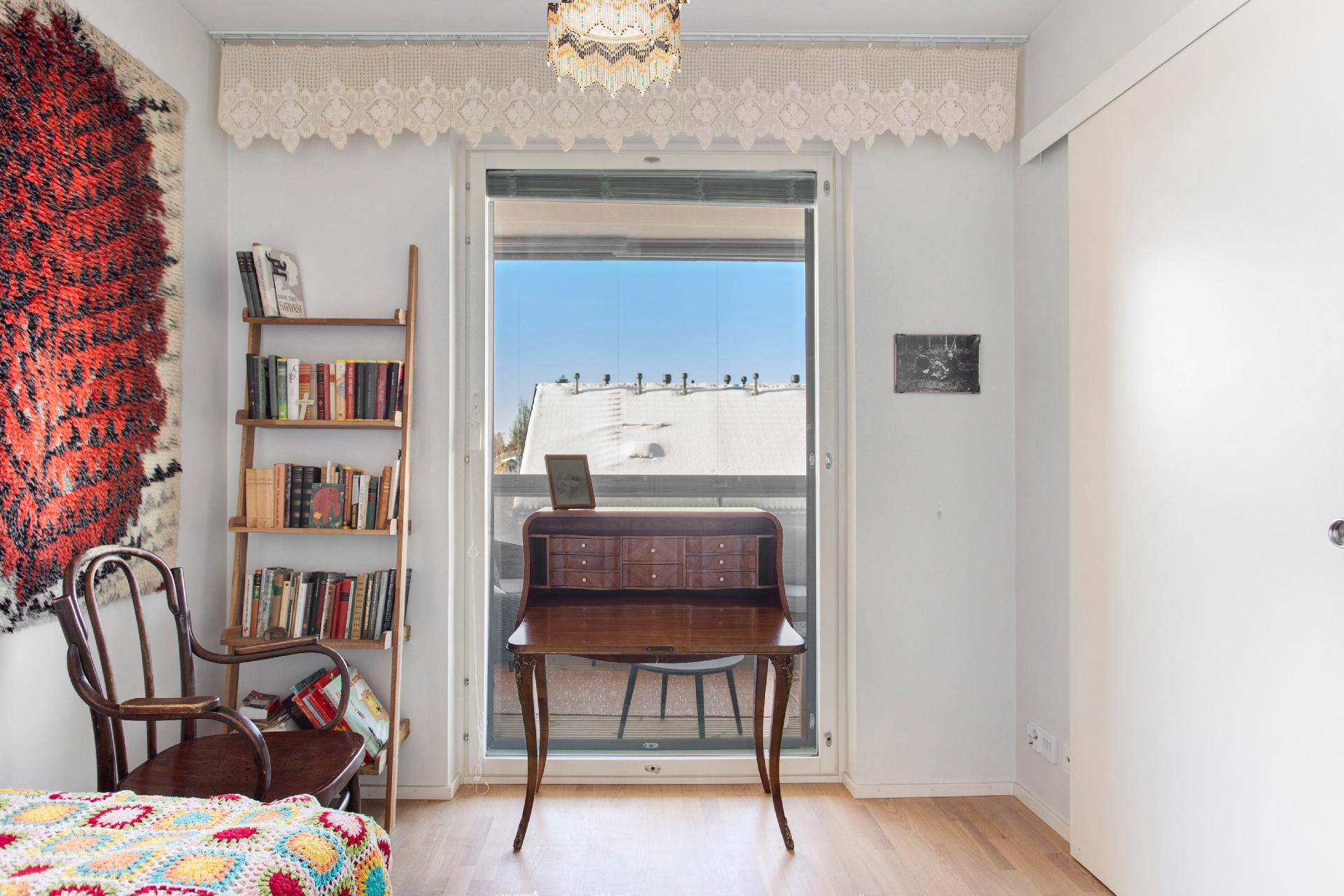 Kultarikontie 5, Tikkurila, Vantaa