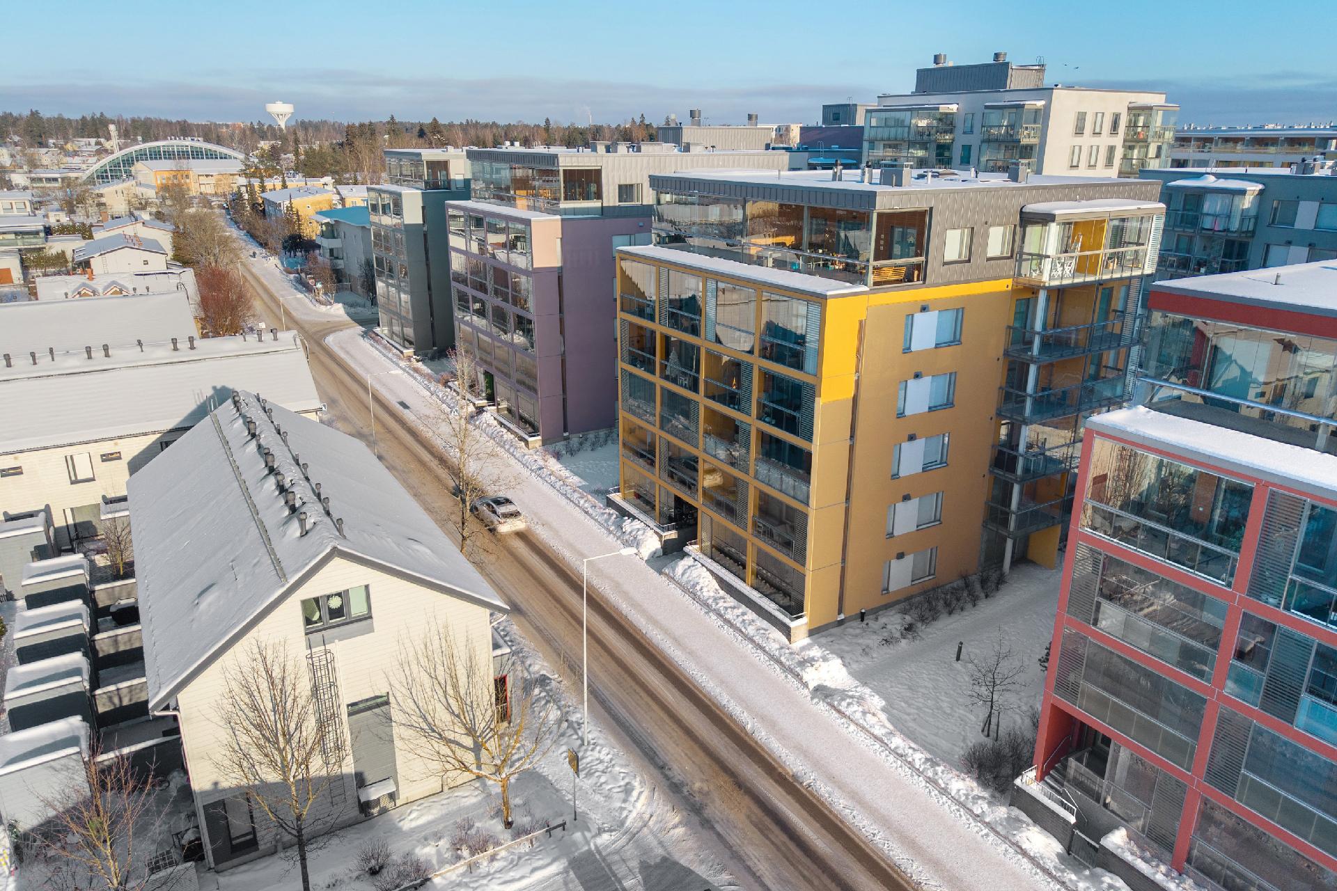 Kultarikontie 5, Tikkurila, Vantaa