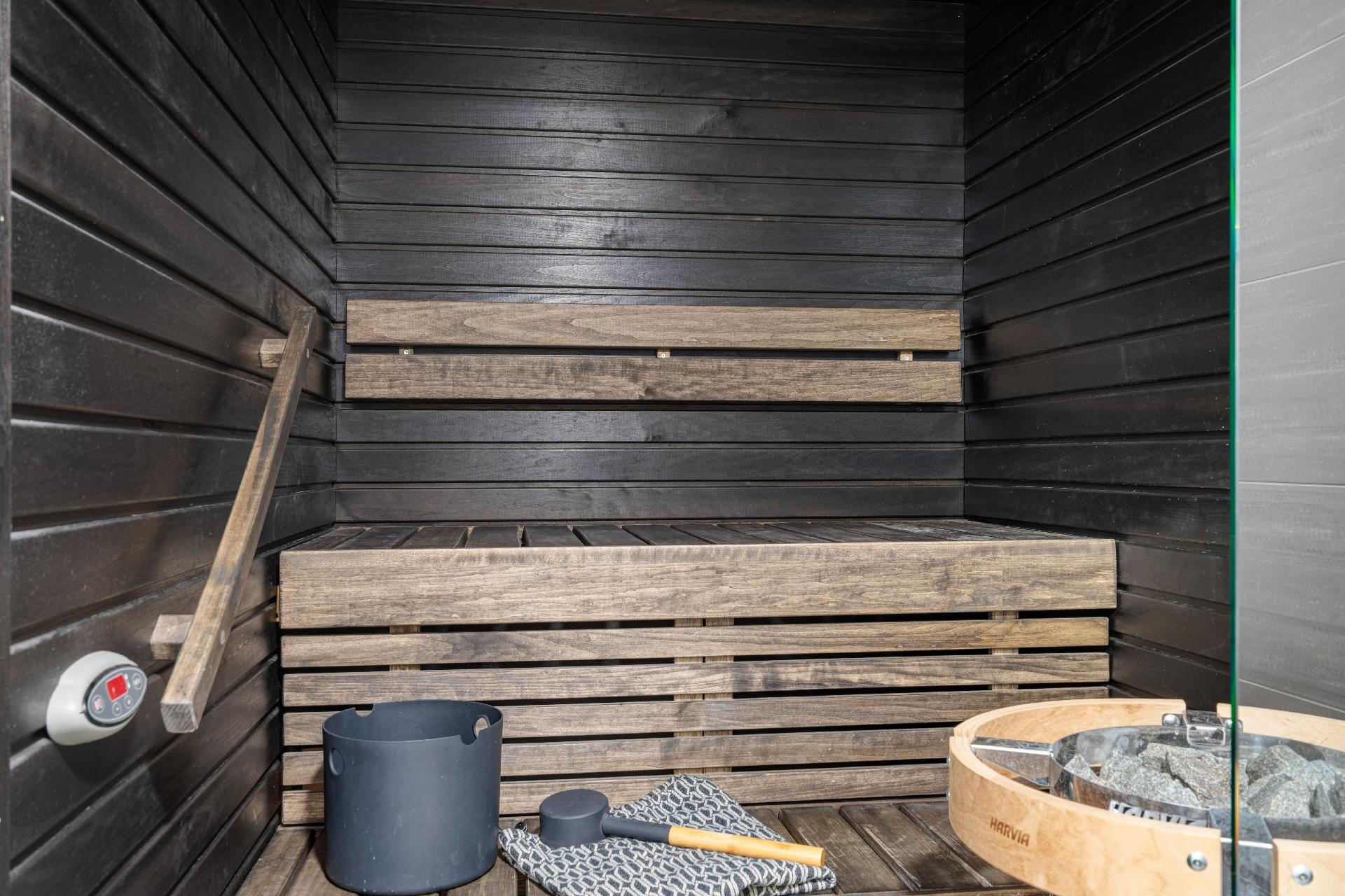 Aallonhalkoja 3, Sompasaari, Helsinki