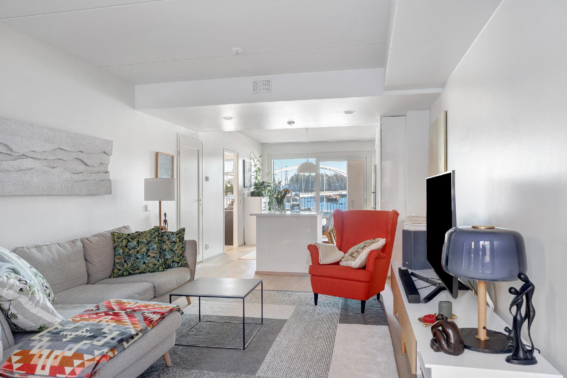 Aallonhalkoja 3, Sompasaari, Helsinki