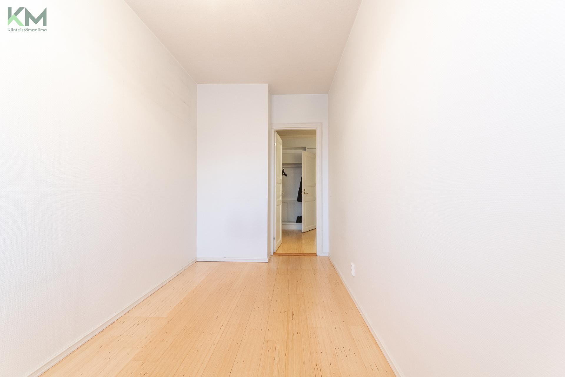 Asematie 1, Keskusta, Kurikka