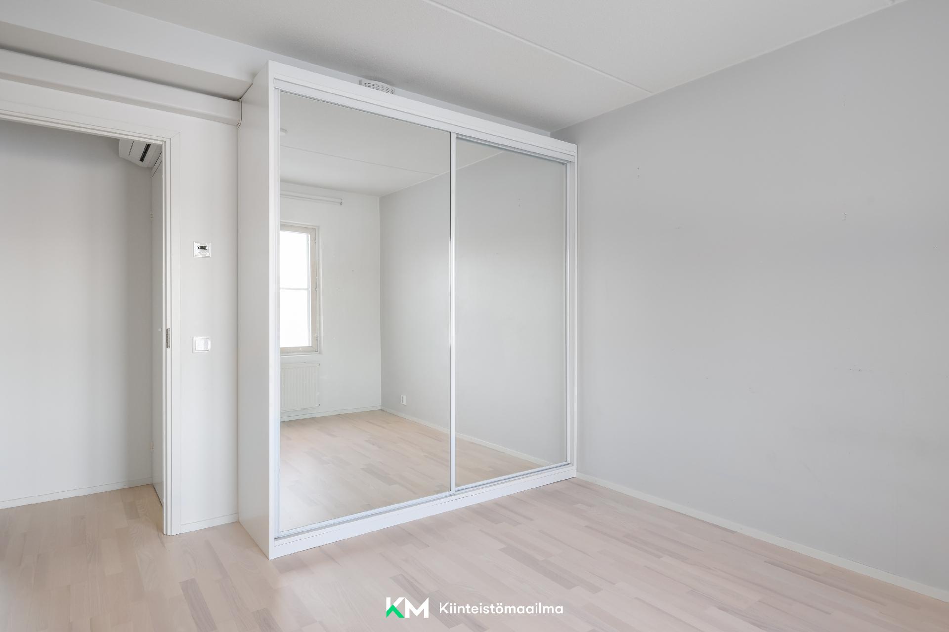 Mesenaatintie 1, Talinranta, Helsinki