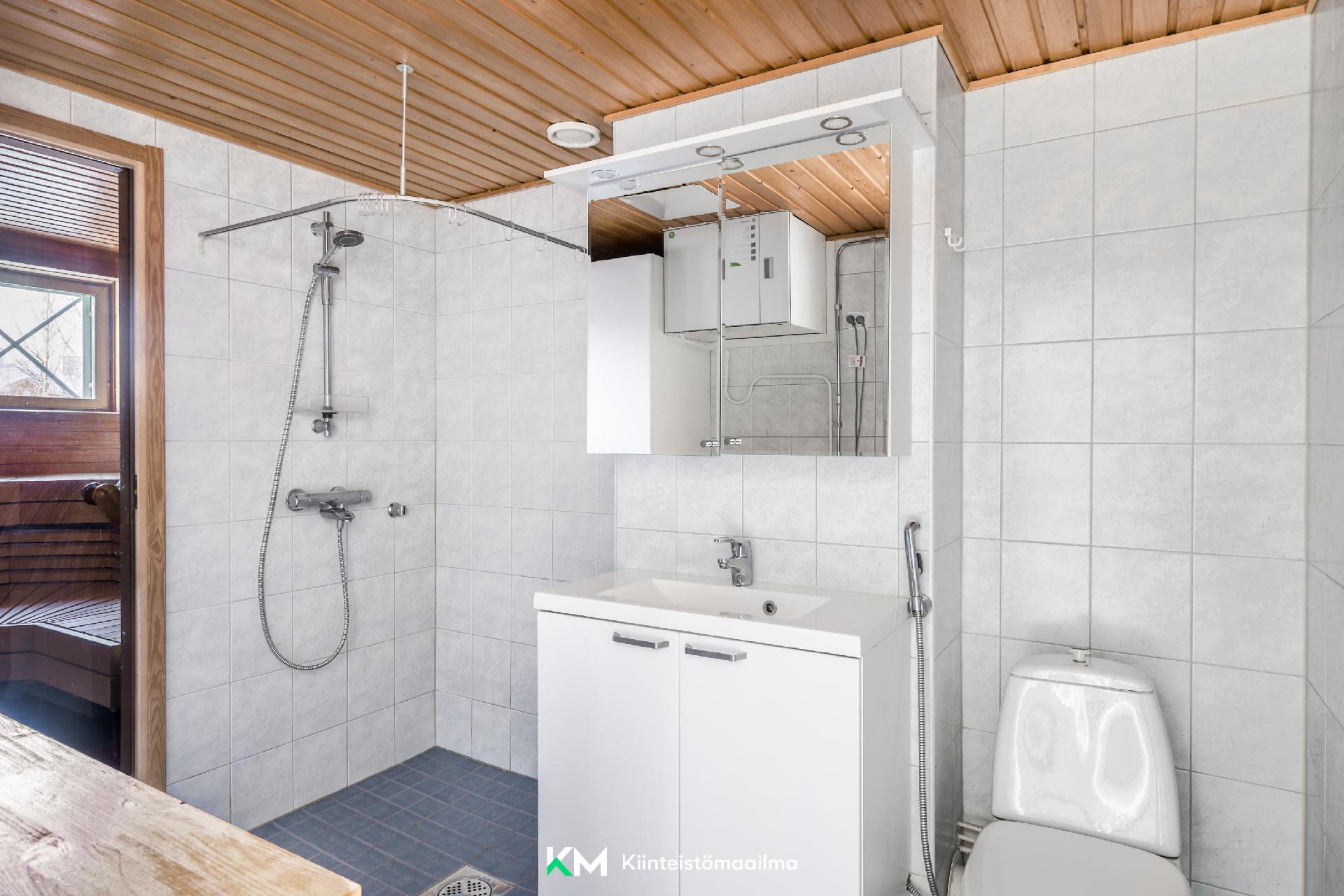 Mesenaatintie 1, Talinranta, Helsinki