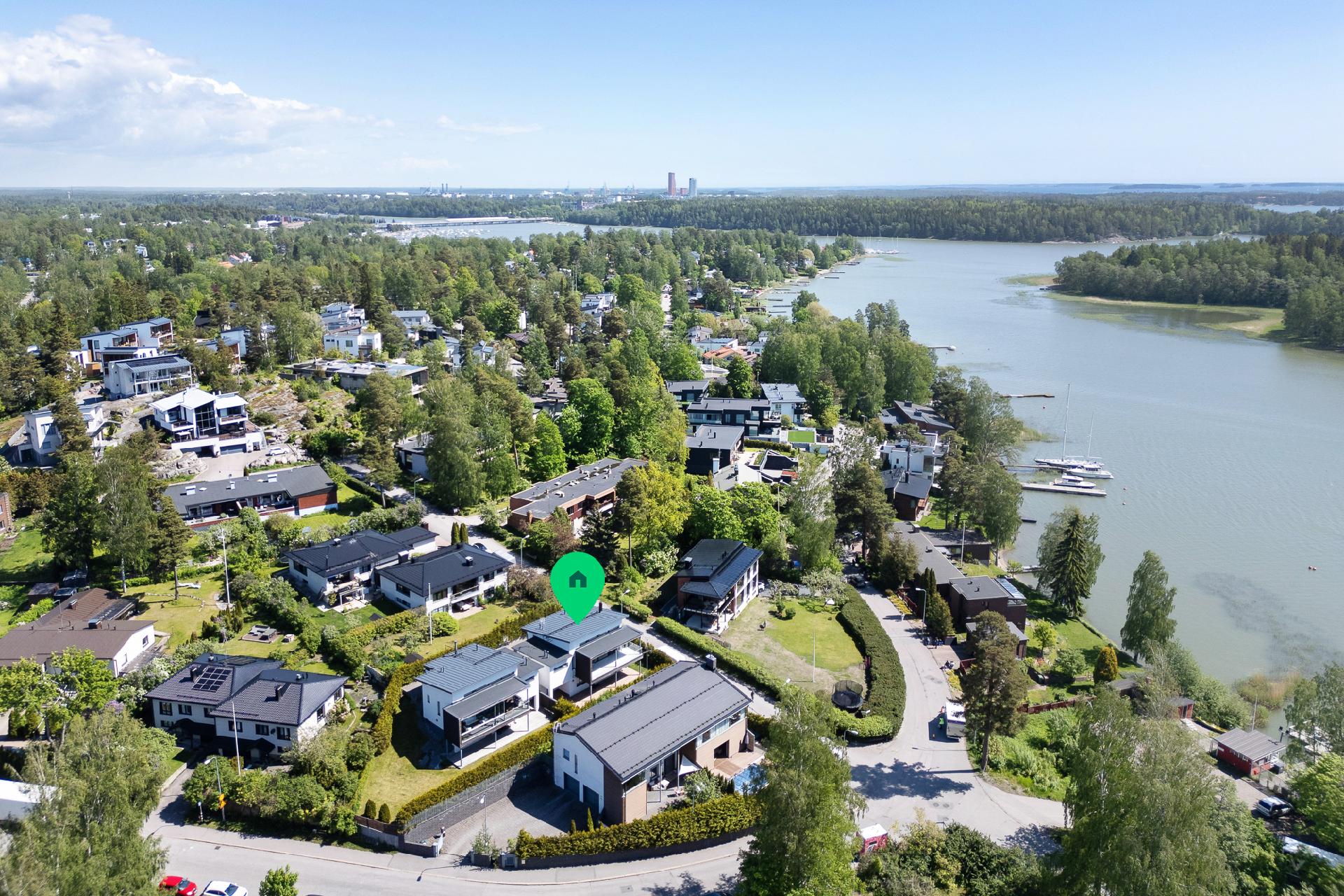 Marjalahdentie 18b, Marjaniemi, Helsinki