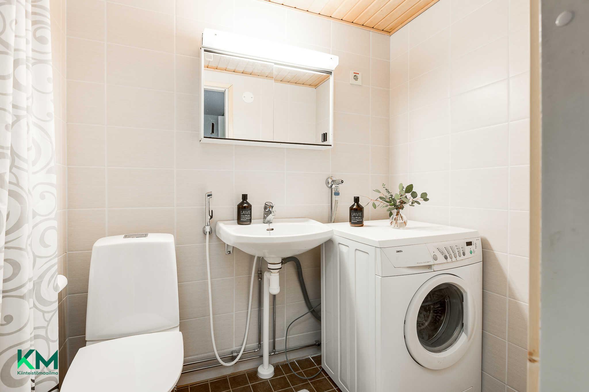 Purjehtijantie 2, Niittyaro, Oulu