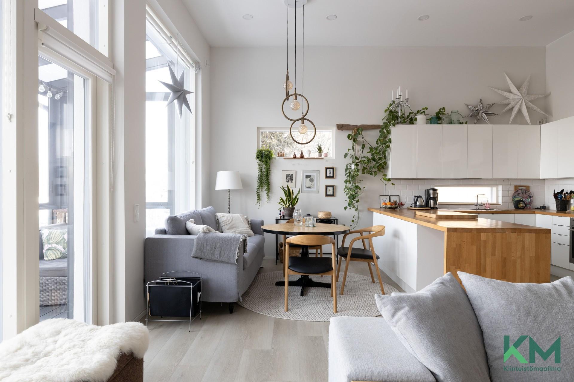 Huvilakatu 9, Pirkkala