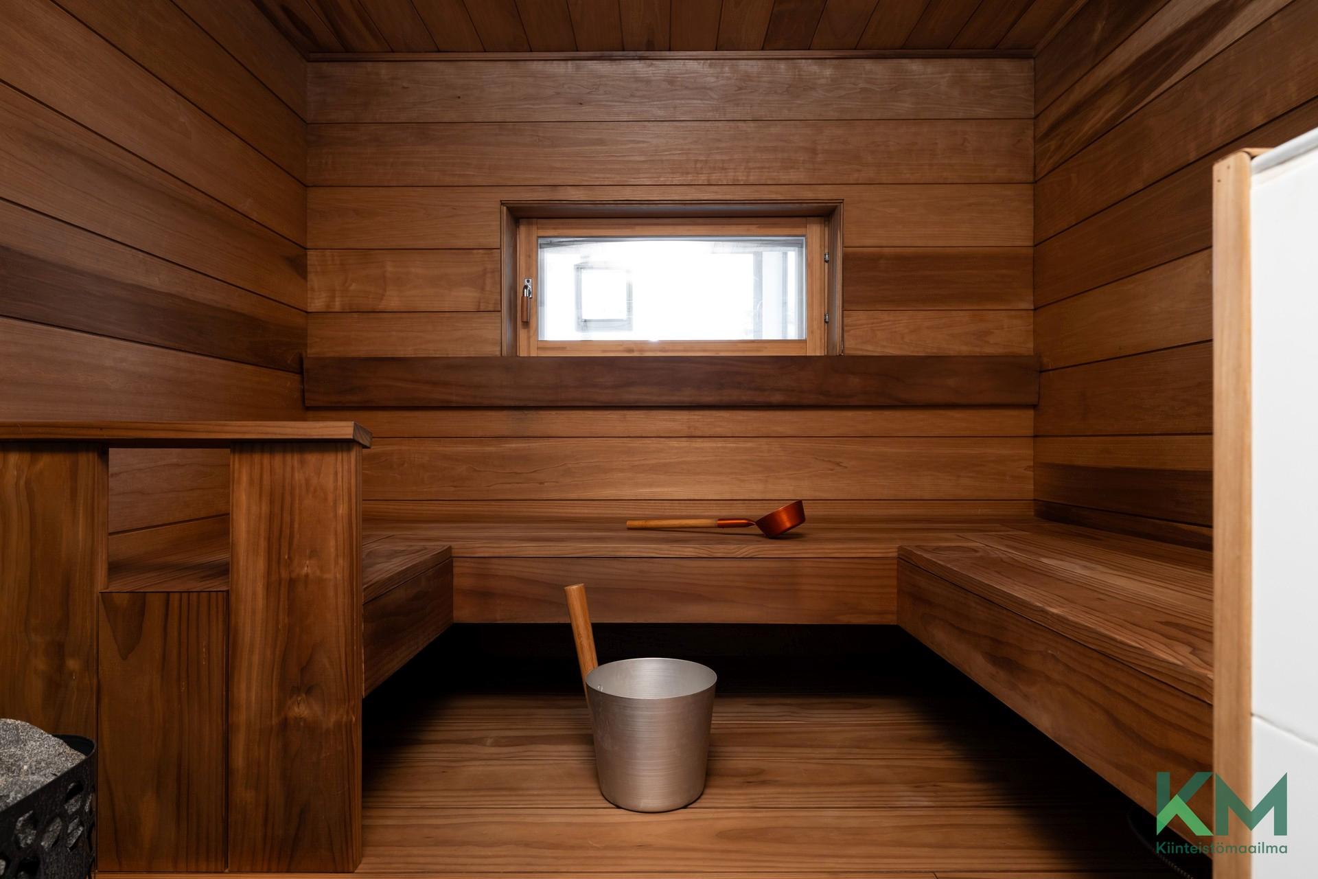 Huvilakatu 9, Pirkkala