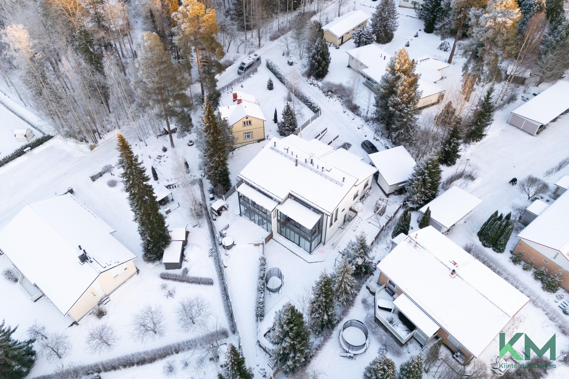 Huvilakatu 9, Pirkkala