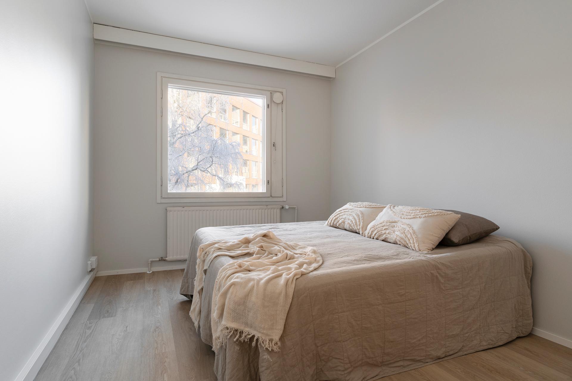 Laajaniityntie 8, Martinlaakso, Vantaa