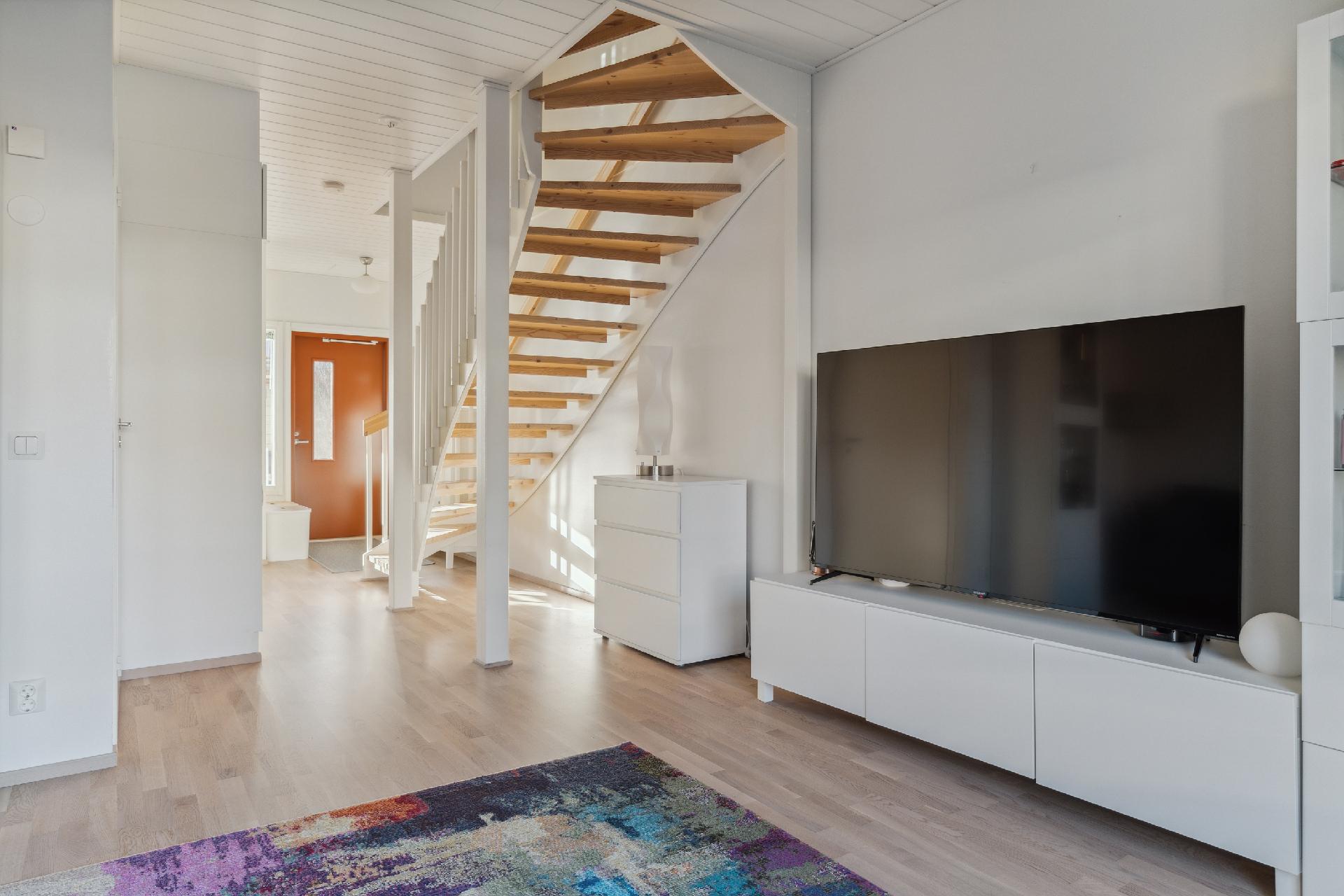 Vesirattaanmäki 9, Bemböle, Espoo