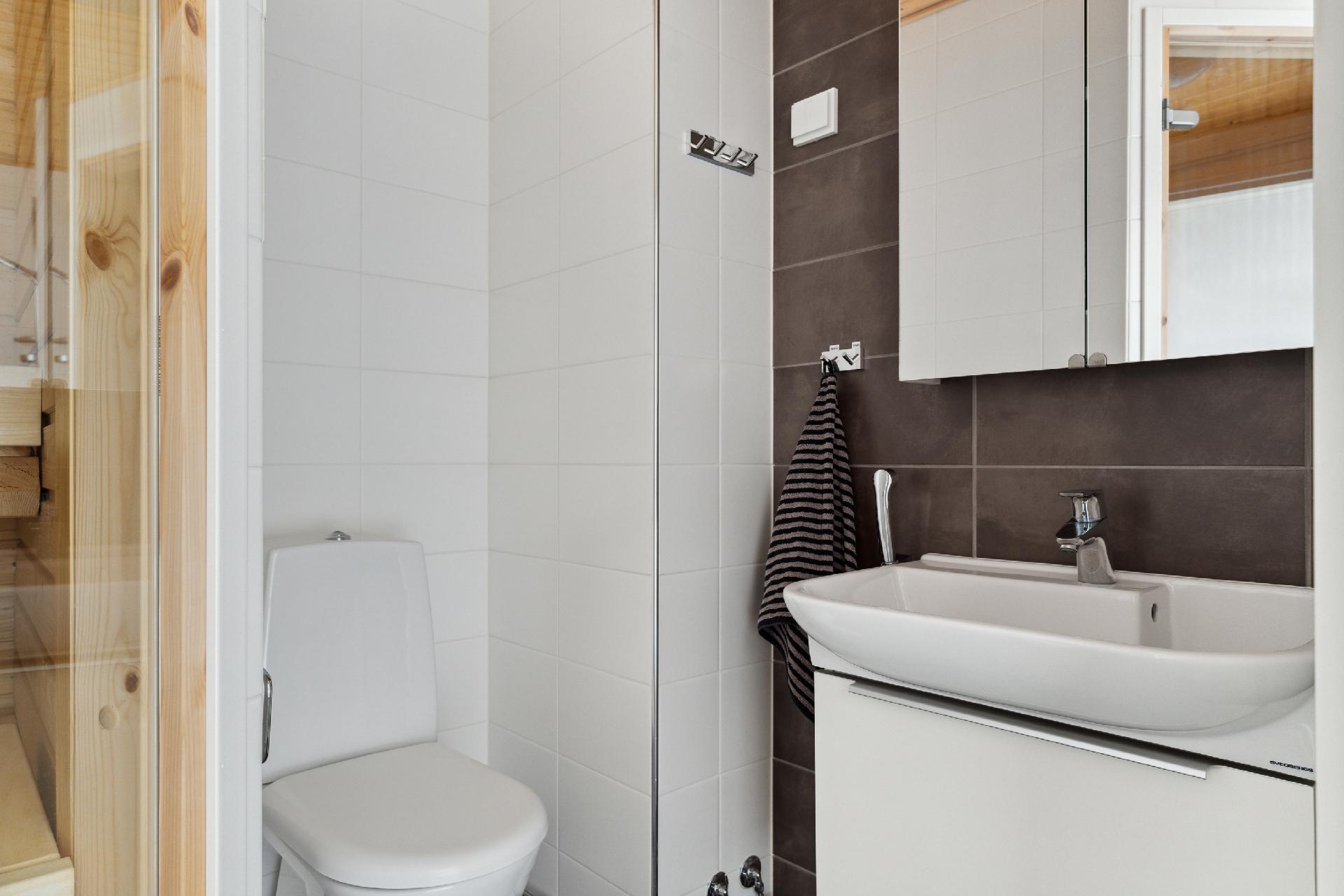 Vesirattaanmäki 9, Bemböle, Espoo