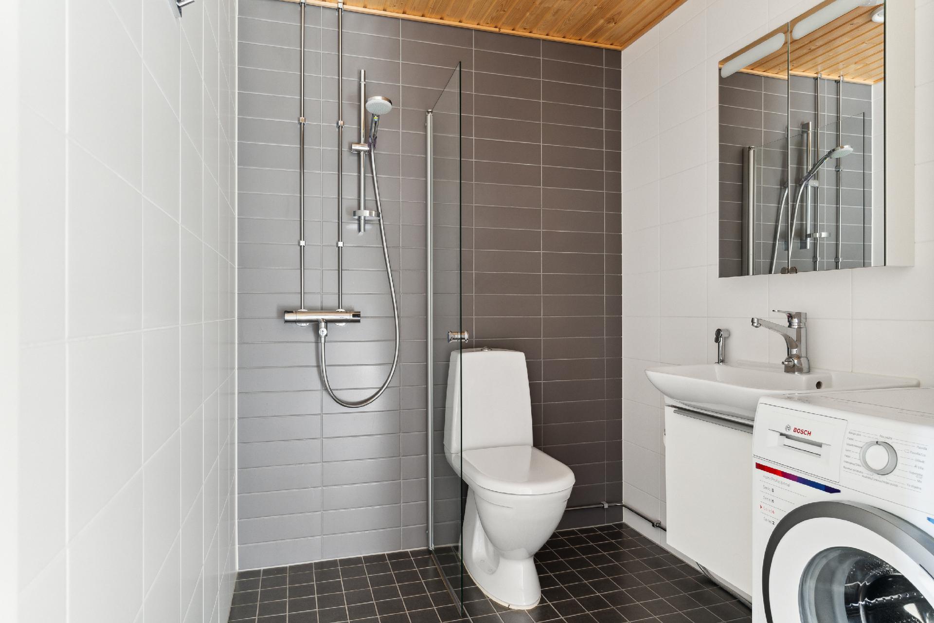 Vesirattaanmäki 9, Bemböle, Espoo