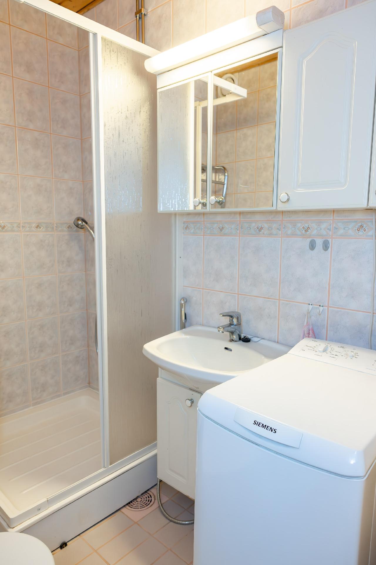 Kasarminkatu 30, Rajalähiö, Kajaani